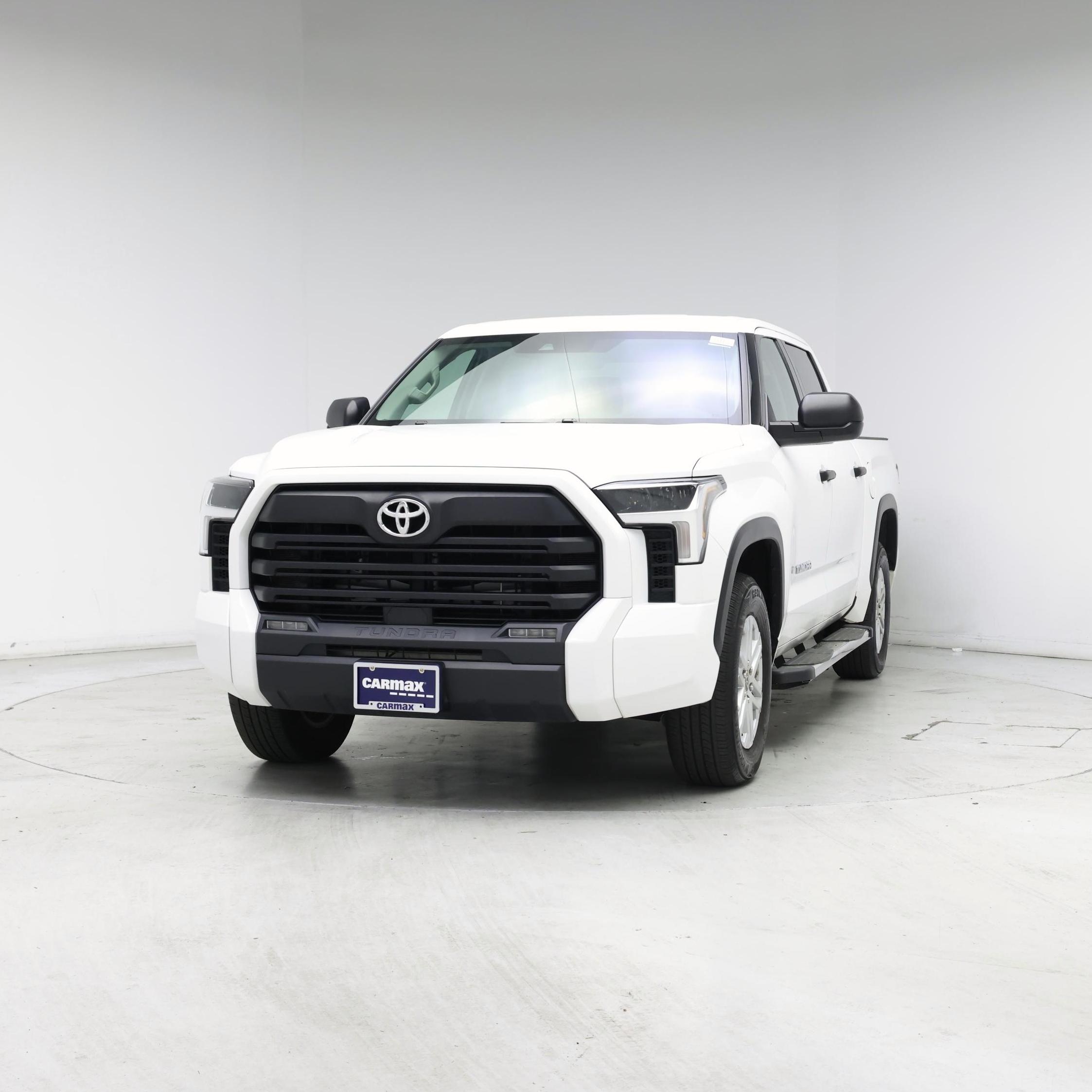 Thumbnail: 2022 Toyota Tundra - 4