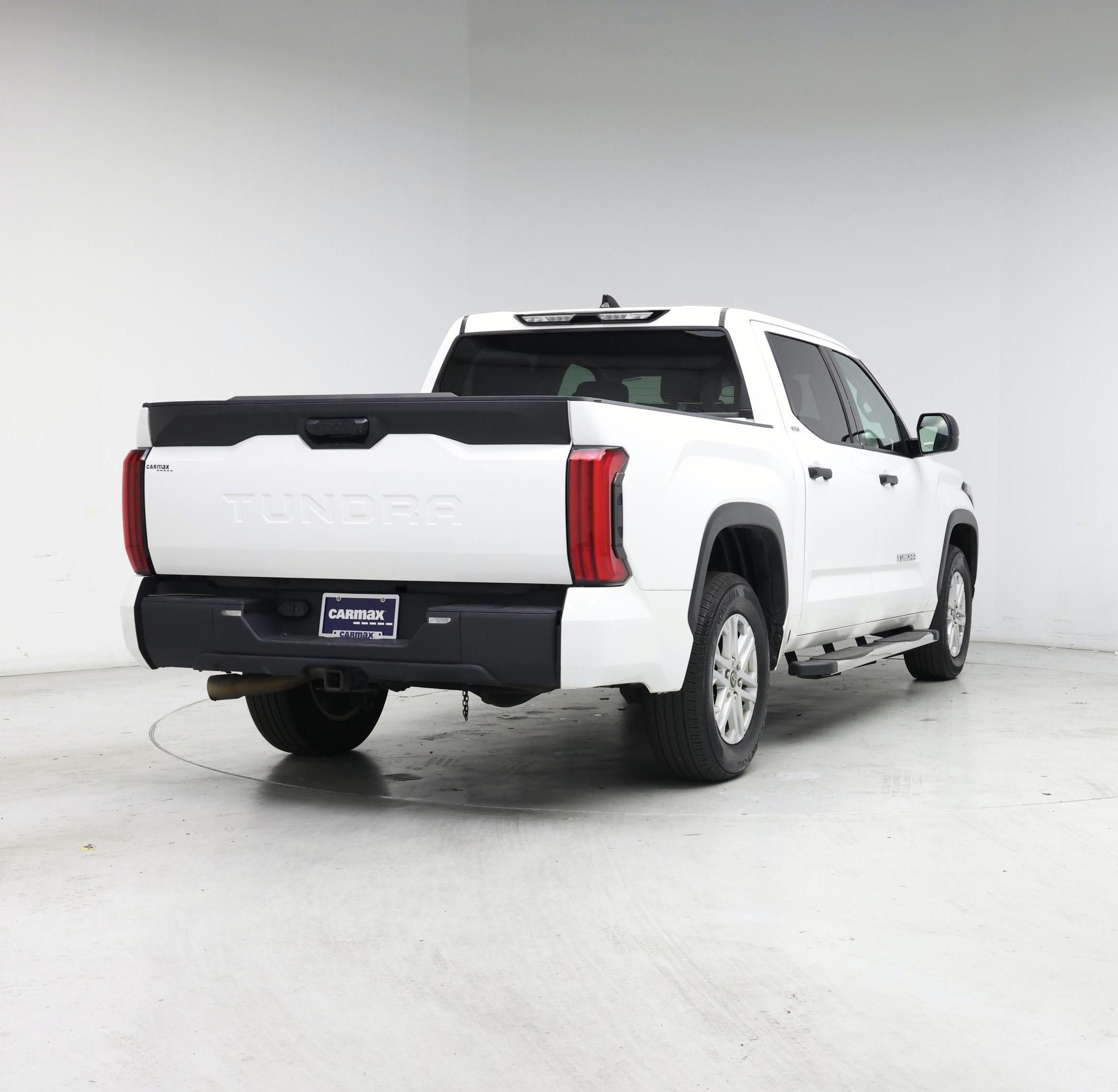 Thumbnail: 2022 Toyota Tundra - 8