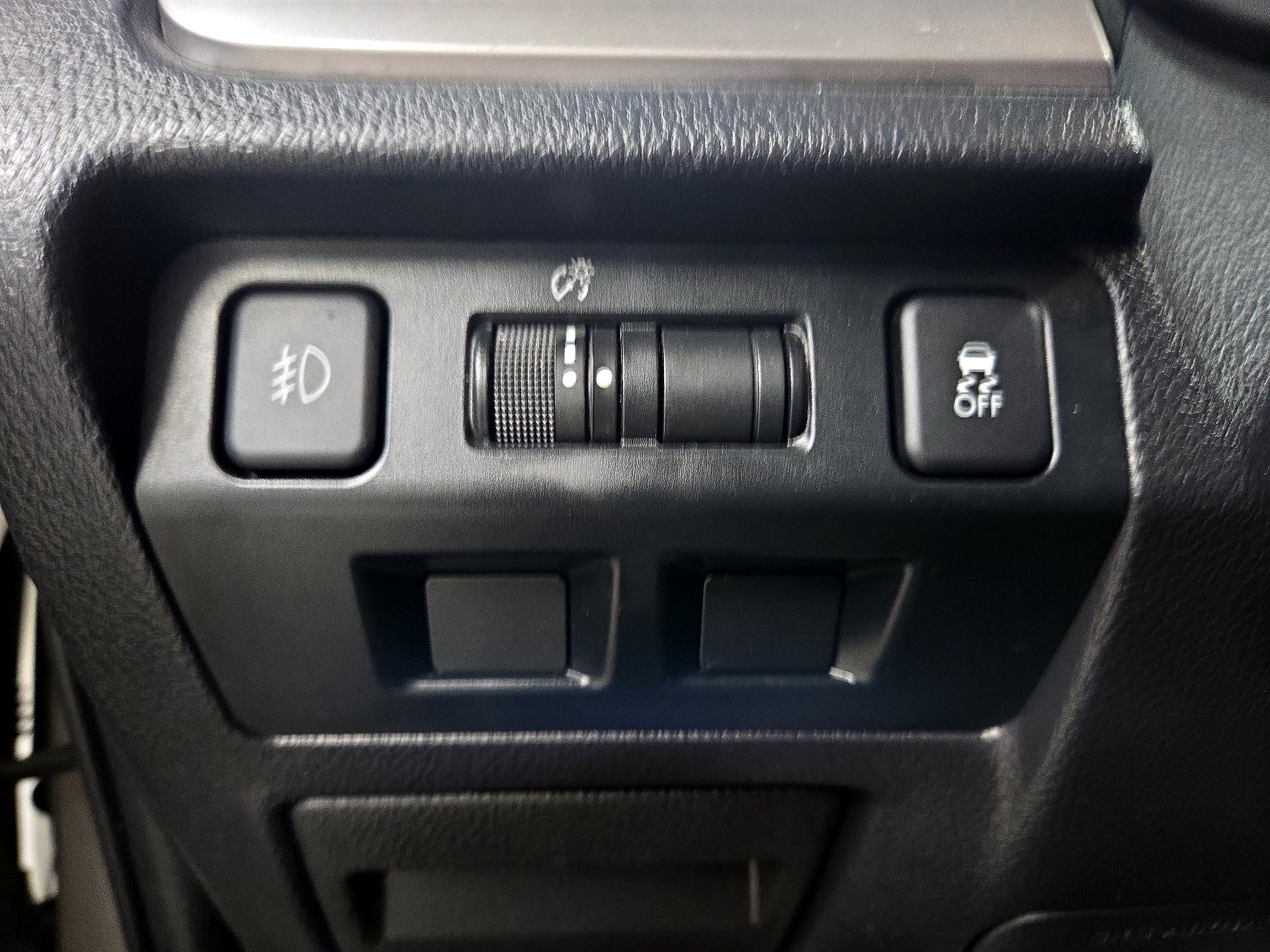 Thumbnail: 2016 Subaru Forester - 13