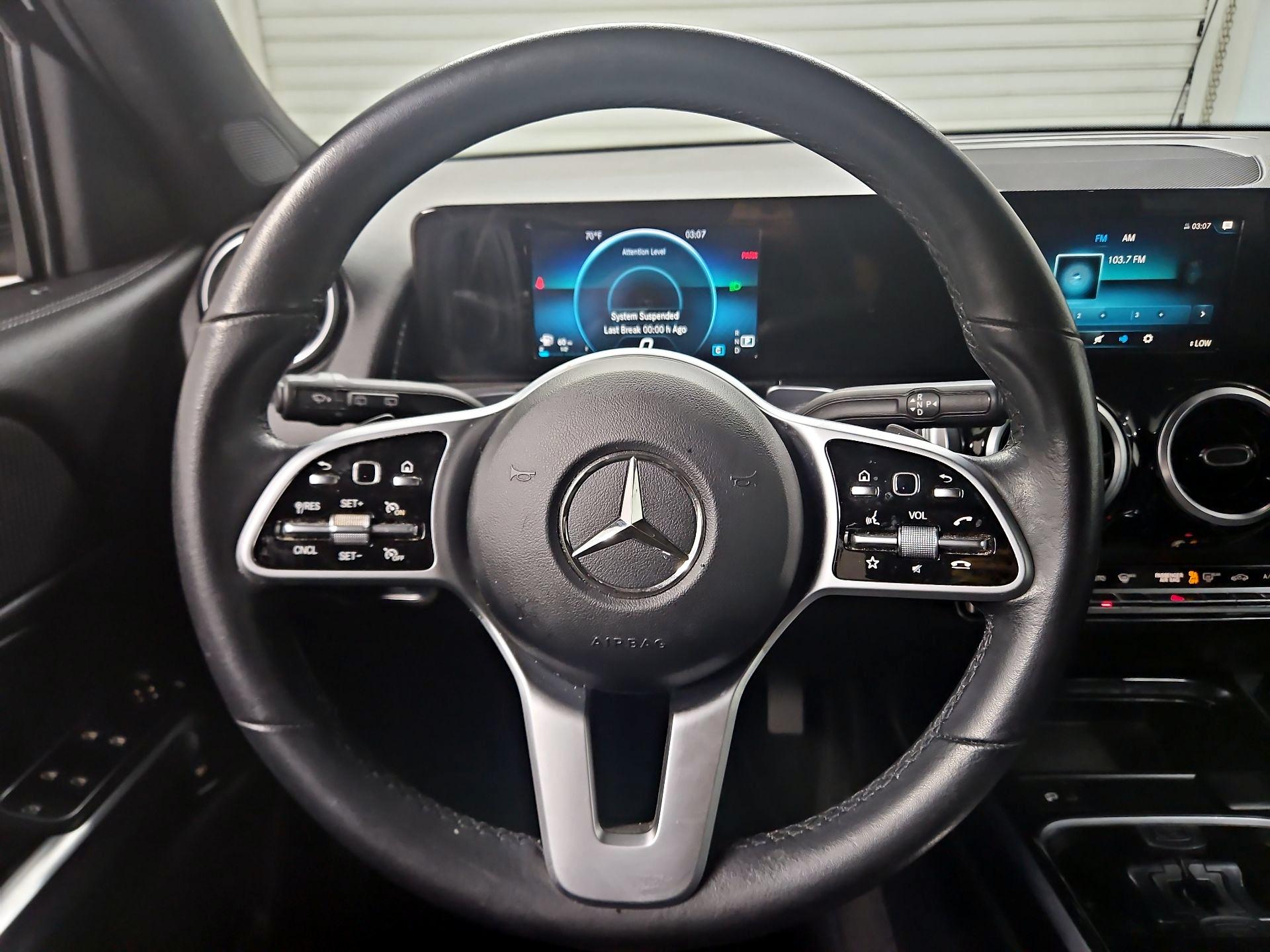 Thumbnail: 2020 Mercedes-Benz GLB - 10