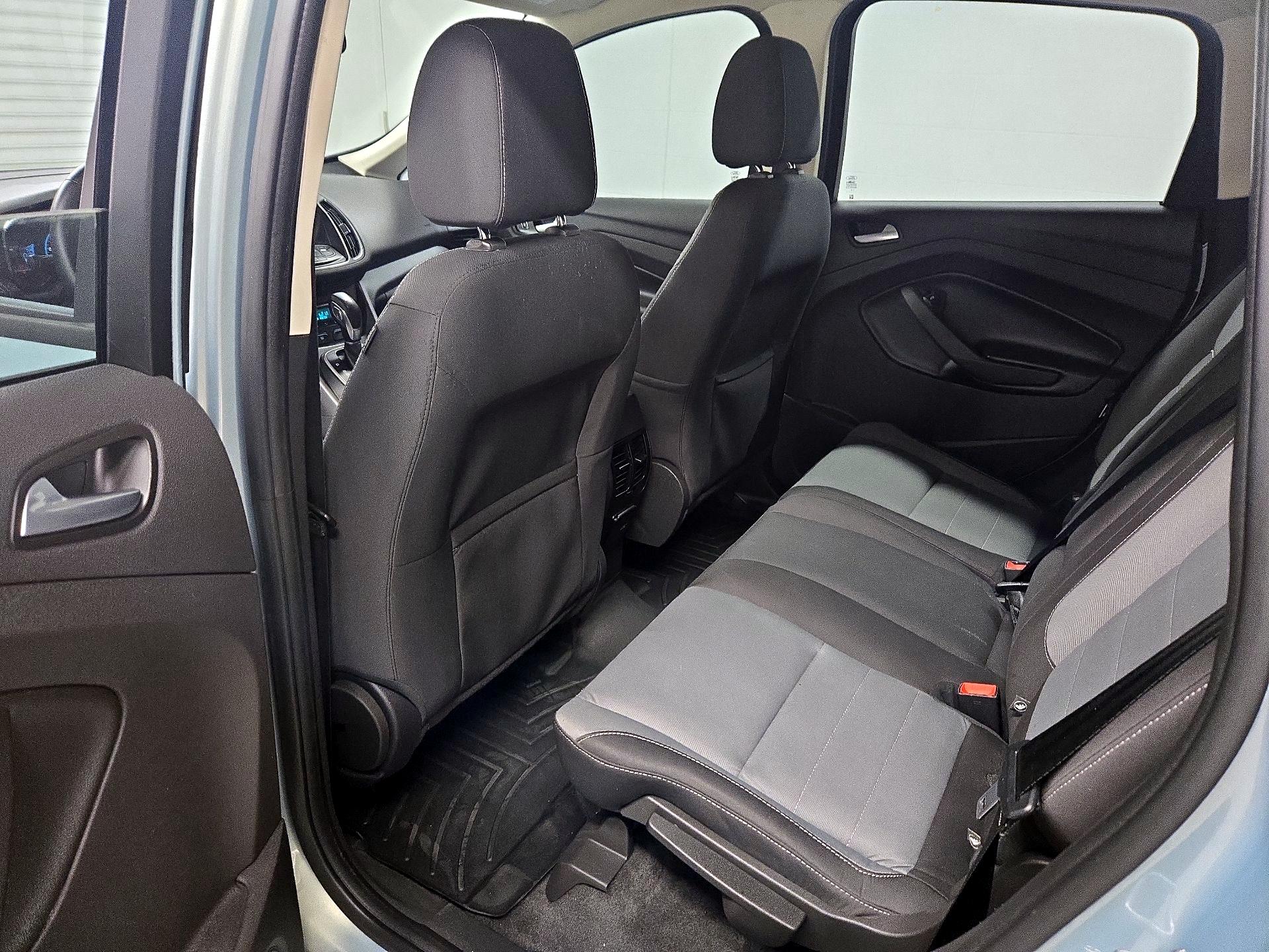Thumbnail: 2014 Ford C-Max - 19