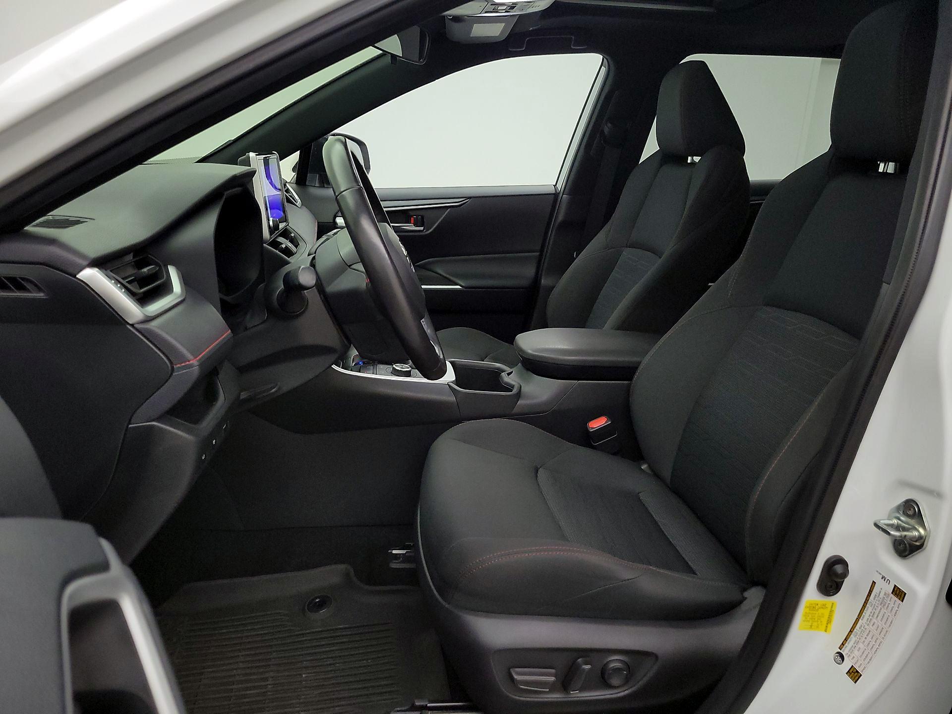 Thumbnail: 2023 Toyota RAV4 - 11