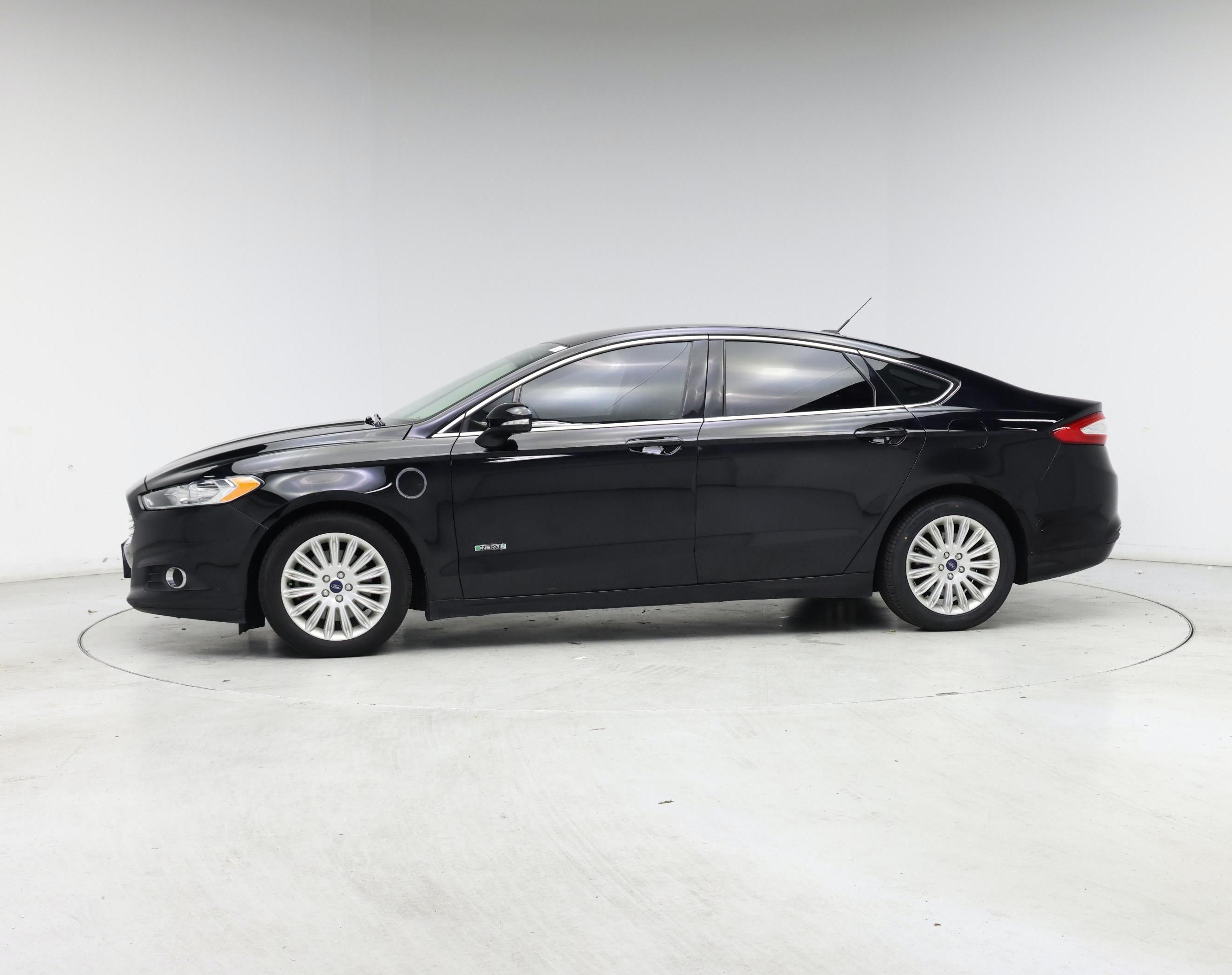 Thumbnail: 2016 Ford Fusion - 3