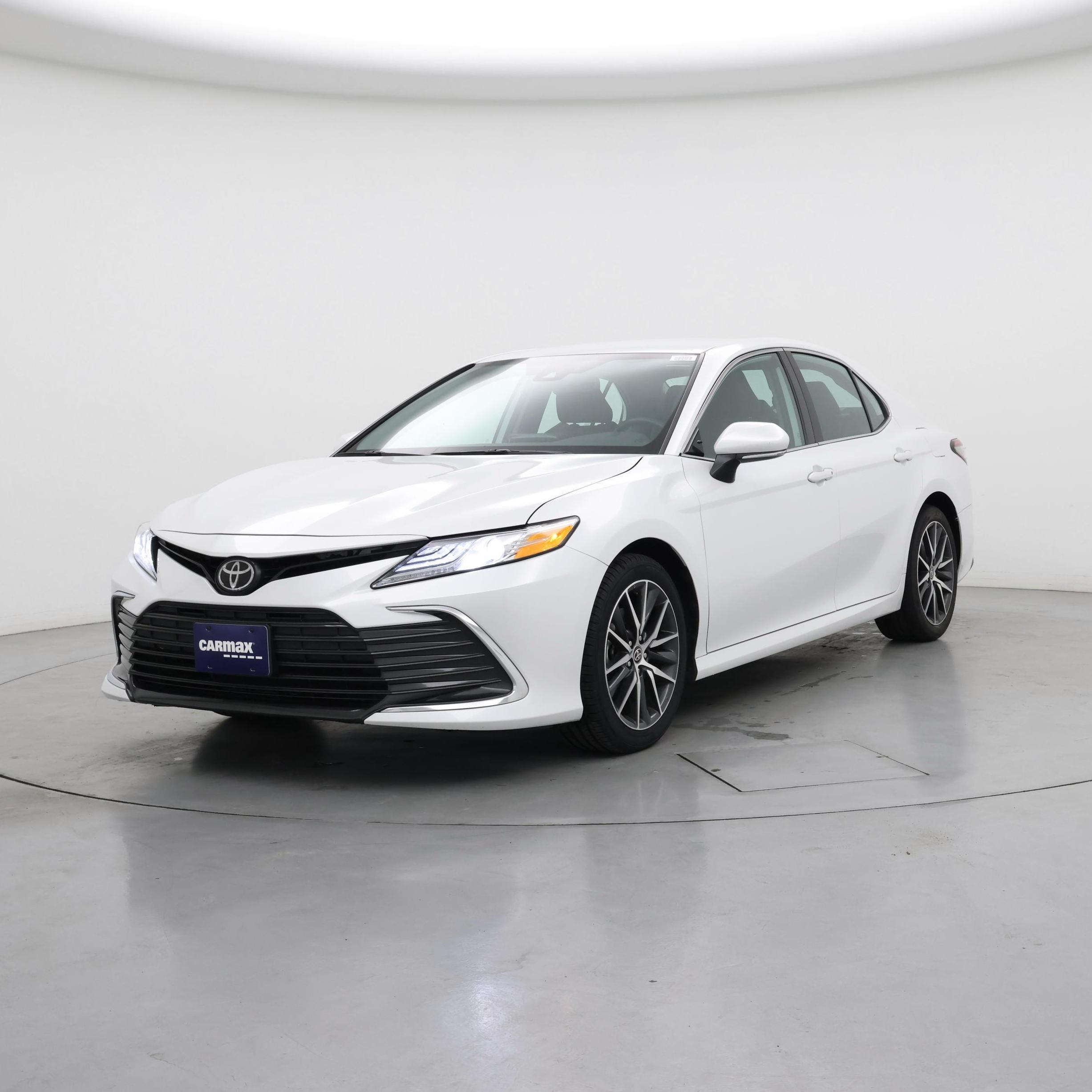 Thumbnail: 2023 Toyota Camry - 4