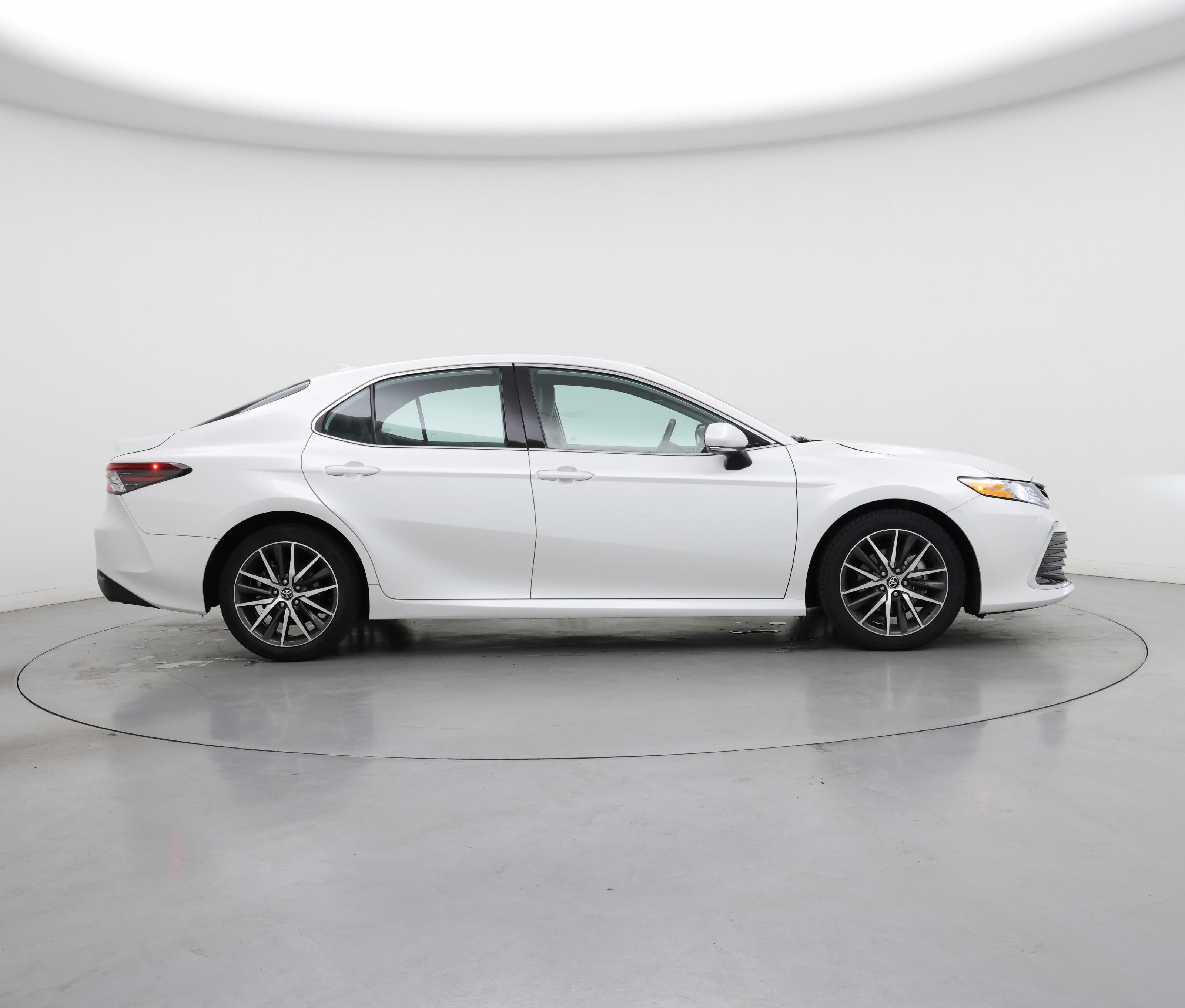 Thumbnail: 2023 Toyota Camry - 7