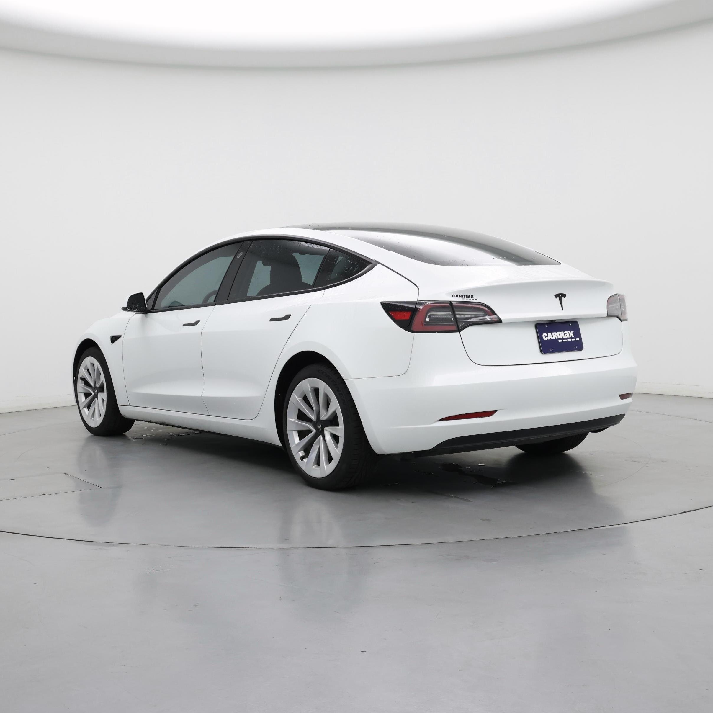 Thumbnail: 2023 Tesla Model 3 - 2