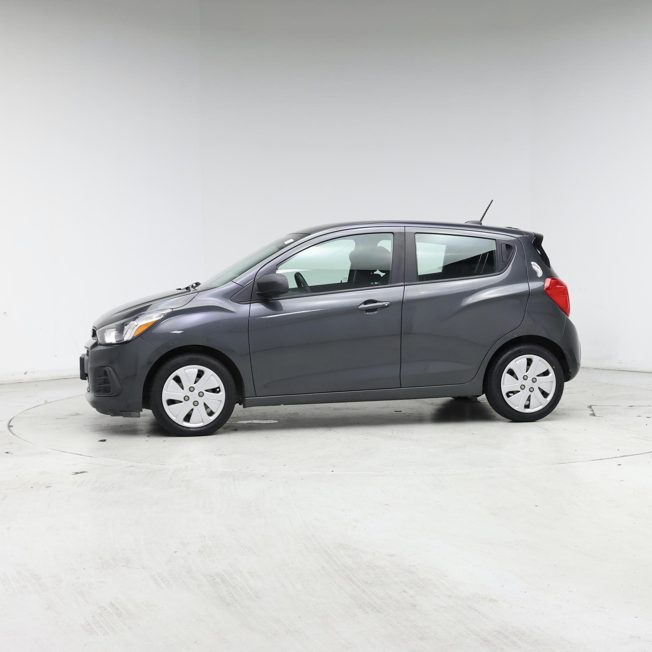 Thumbnail: 2017 Chevrolet Spark - 3