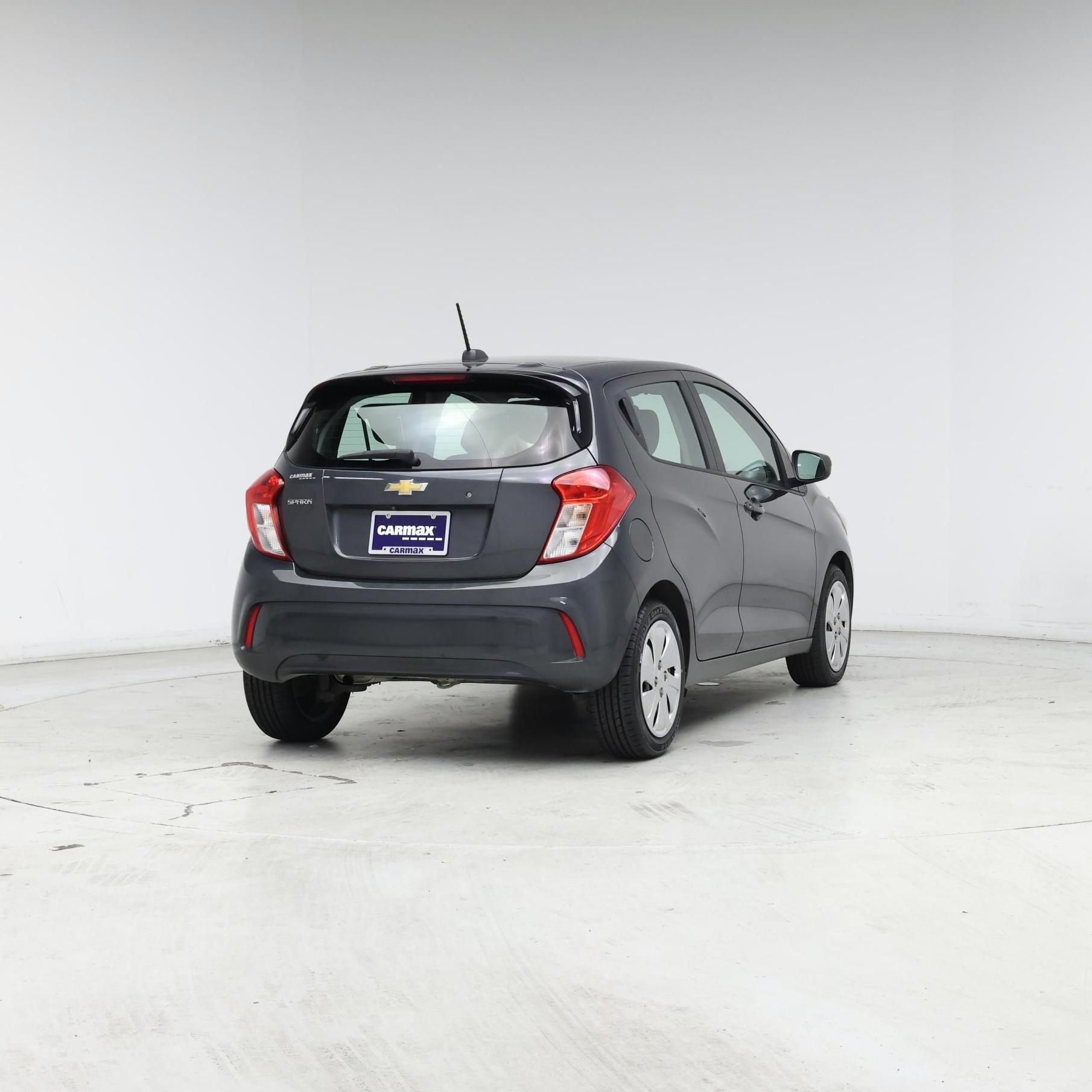 Thumbnail: 2017 Chevrolet Spark - 8