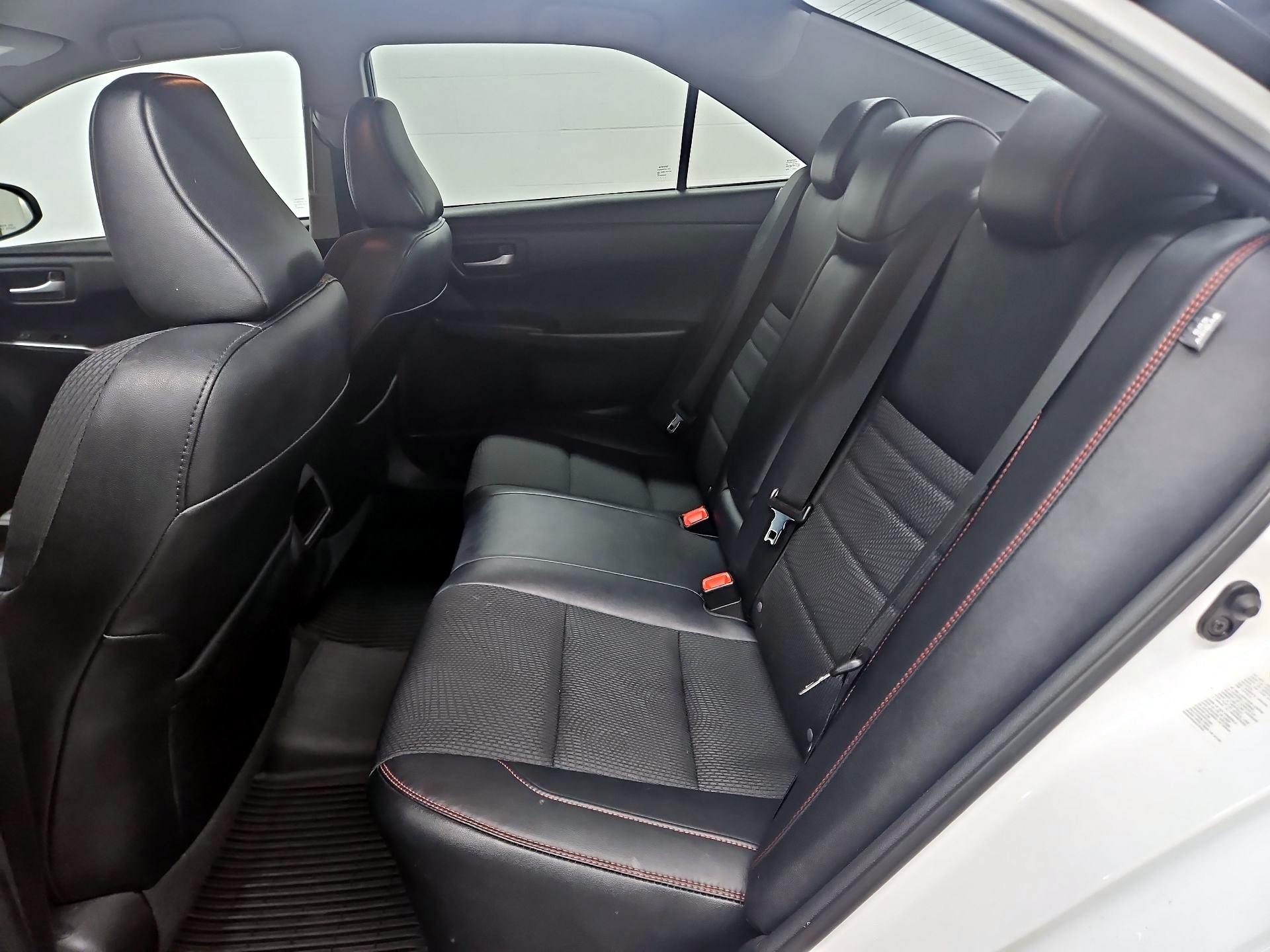 Thumbnail: 2017 Toyota Camry - 19