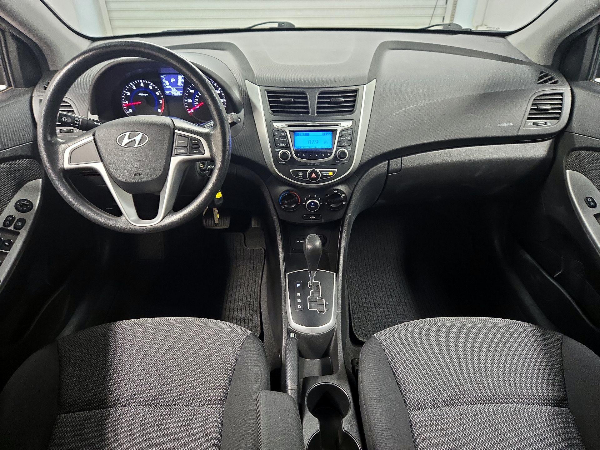 Thumbnail: 2013 Hyundai Accent - 9