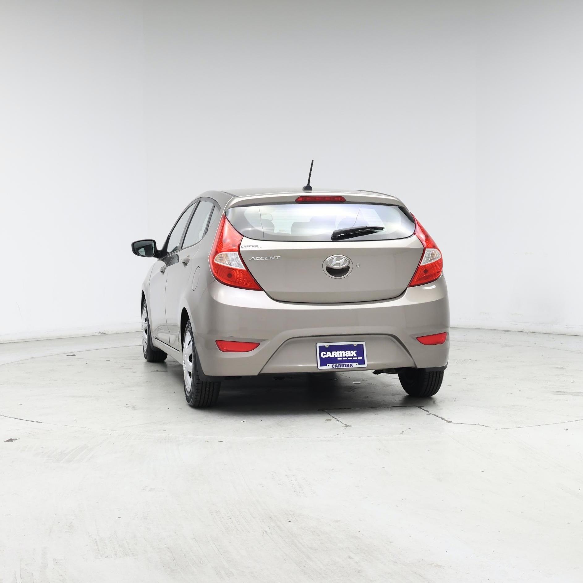 Thumbnail: 2013 Hyundai Accent - 6