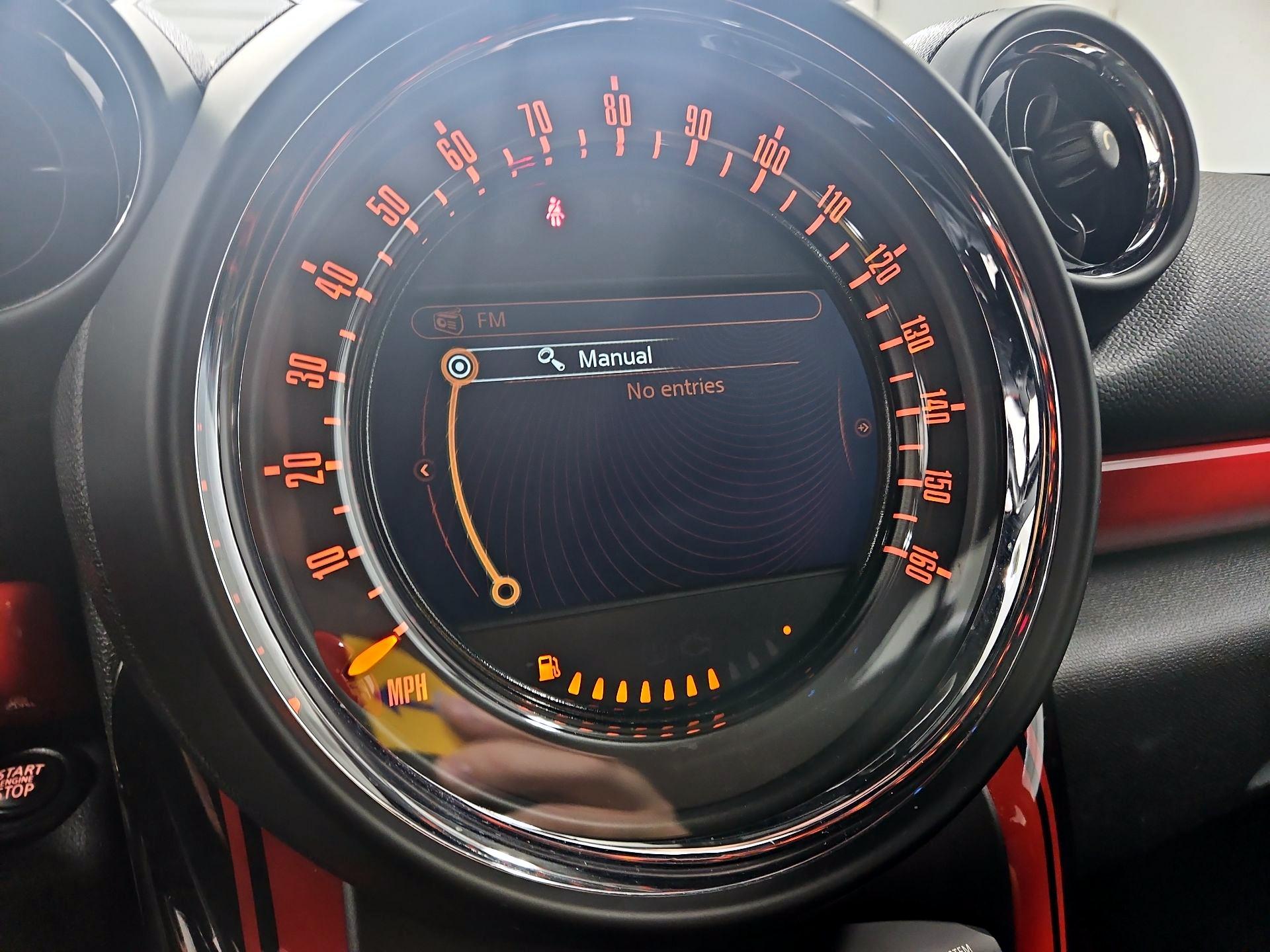 Thumbnail: 2014 MINI Cooper Countryman - 14