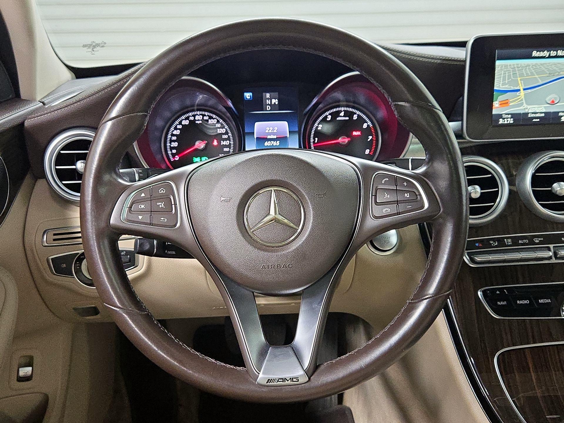 Thumbnail: 2016 Mercedes-Benz C-Class - 10