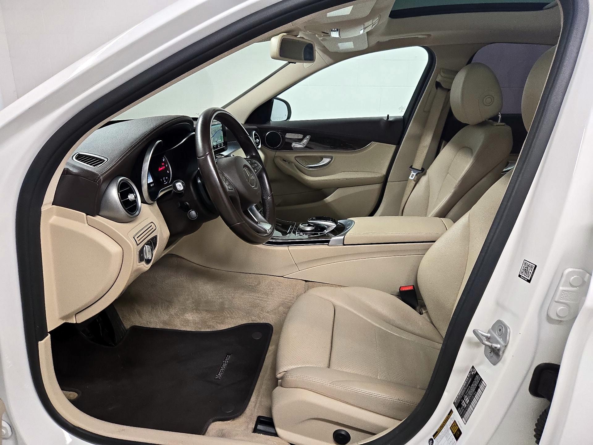 Thumbnail: 2016 Mercedes-Benz C-Class - 11
