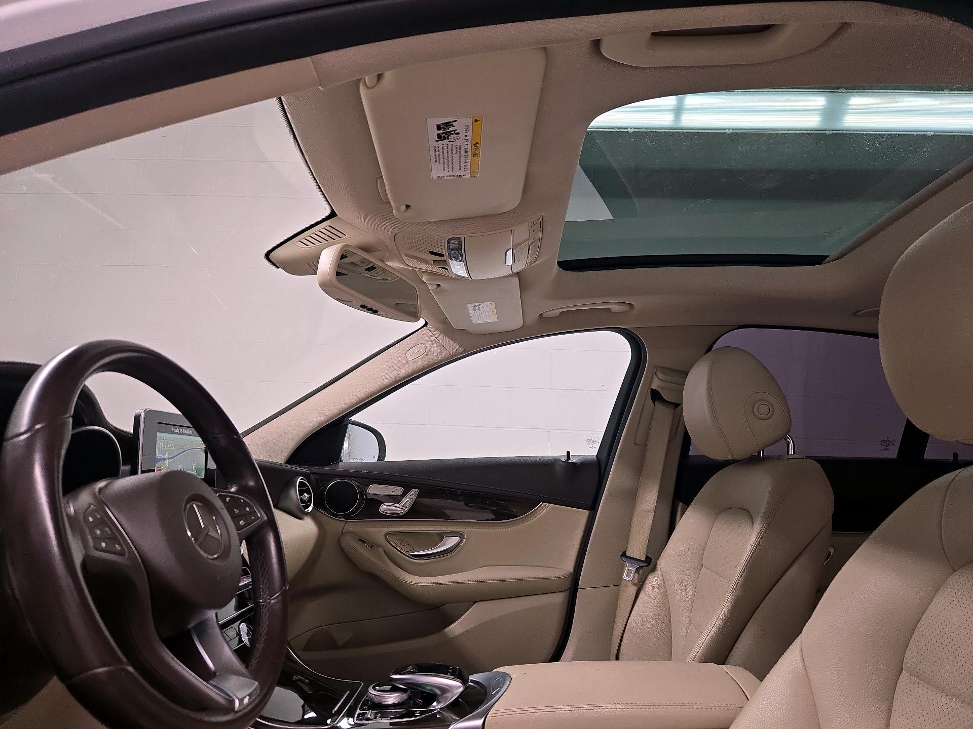 Thumbnail: 2016 Mercedes-Benz C-Class - 20