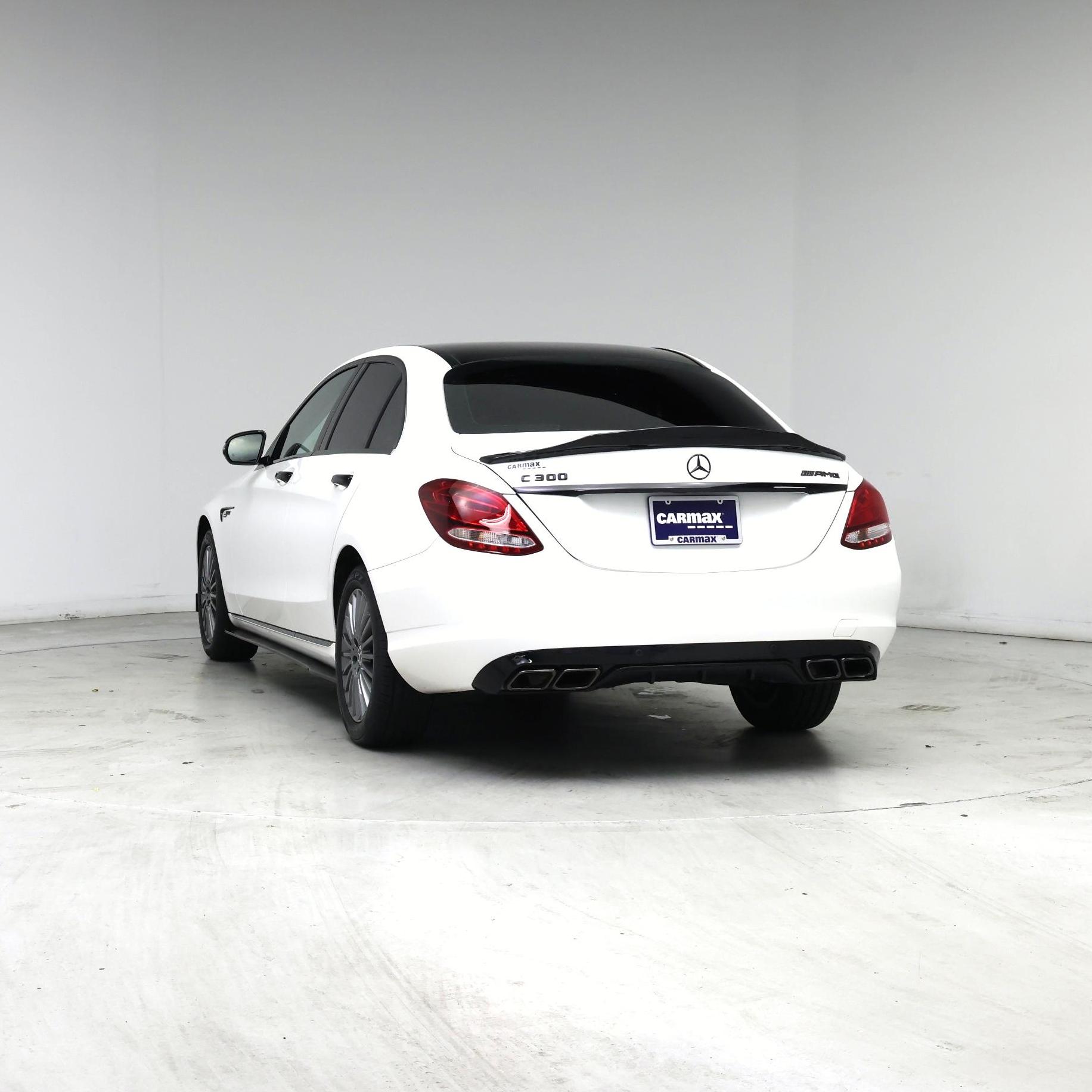 Thumbnail: 2016 Mercedes-Benz C-Class - 6