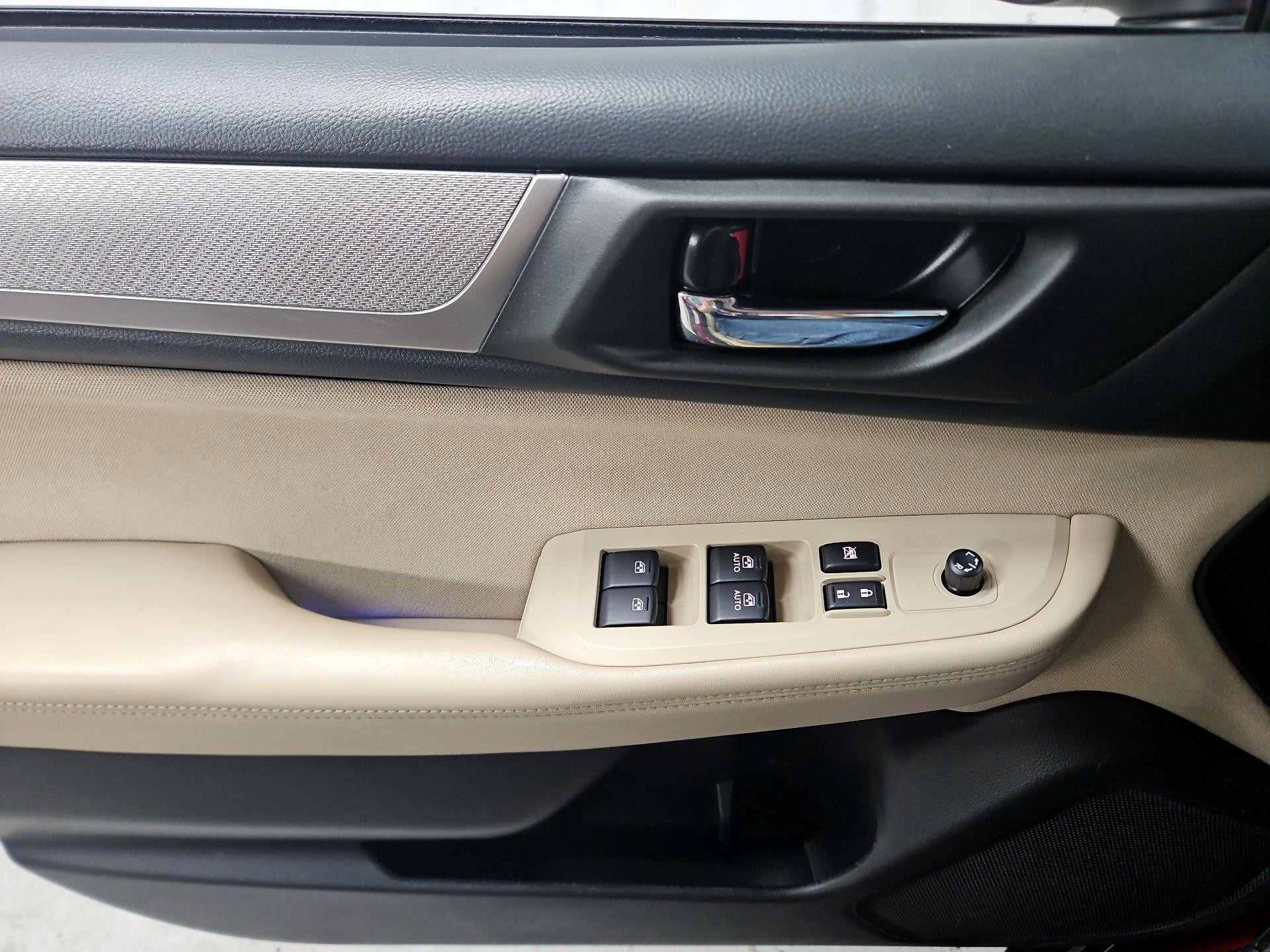 Thumbnail: 2018 Subaru Outback - 12