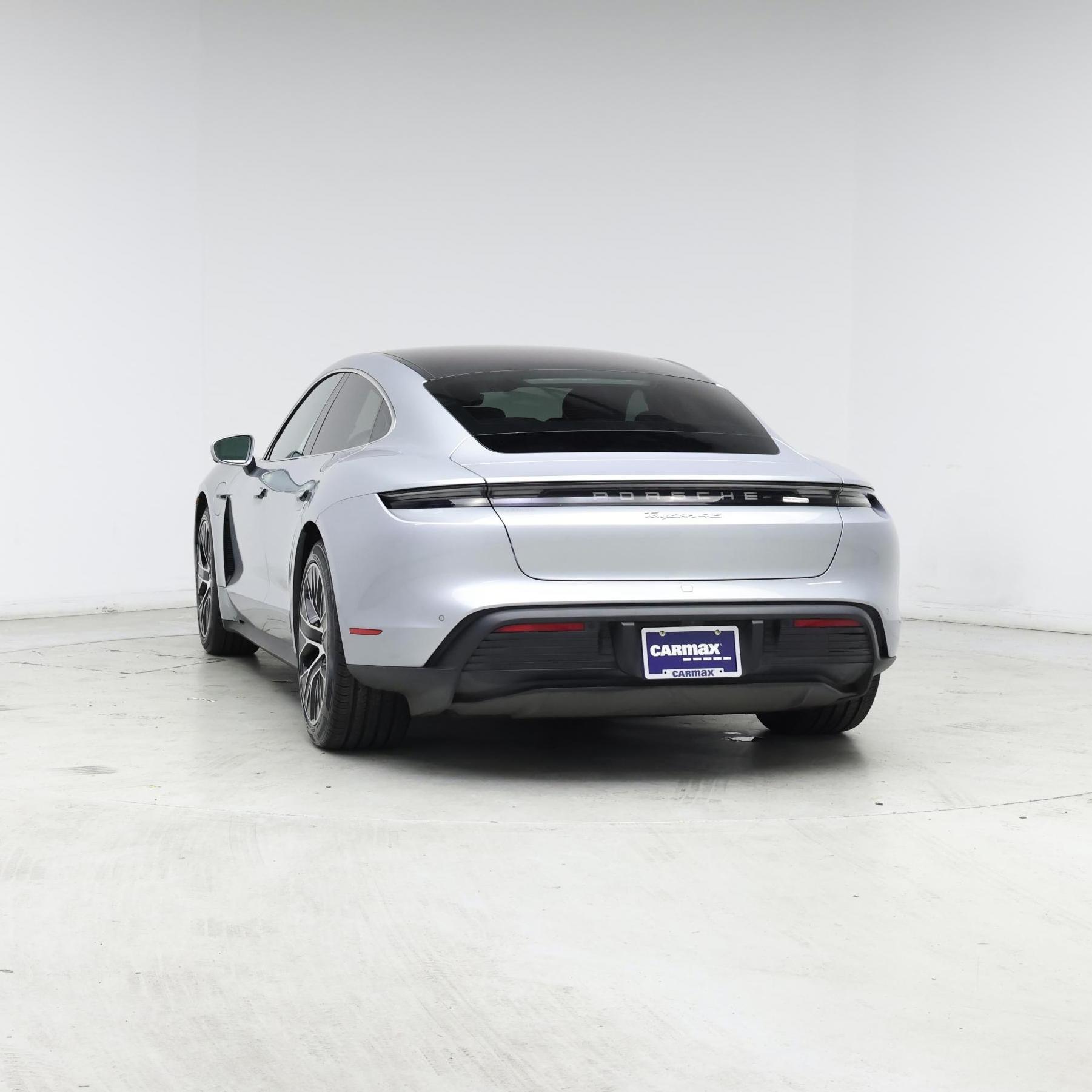 Thumbnail: 2021 Porsche Taycan - 6