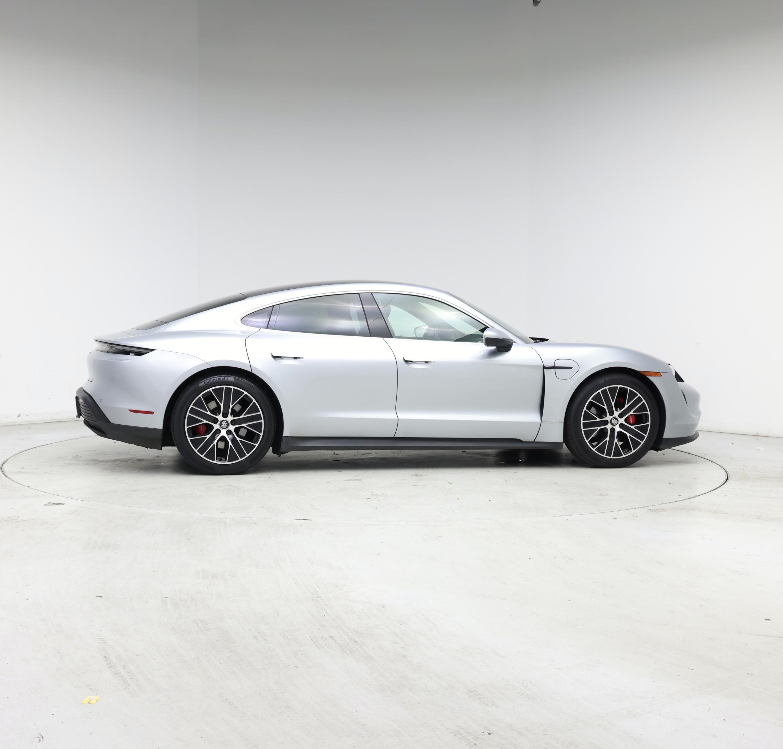 Thumbnail: 2021 Porsche Taycan - 7