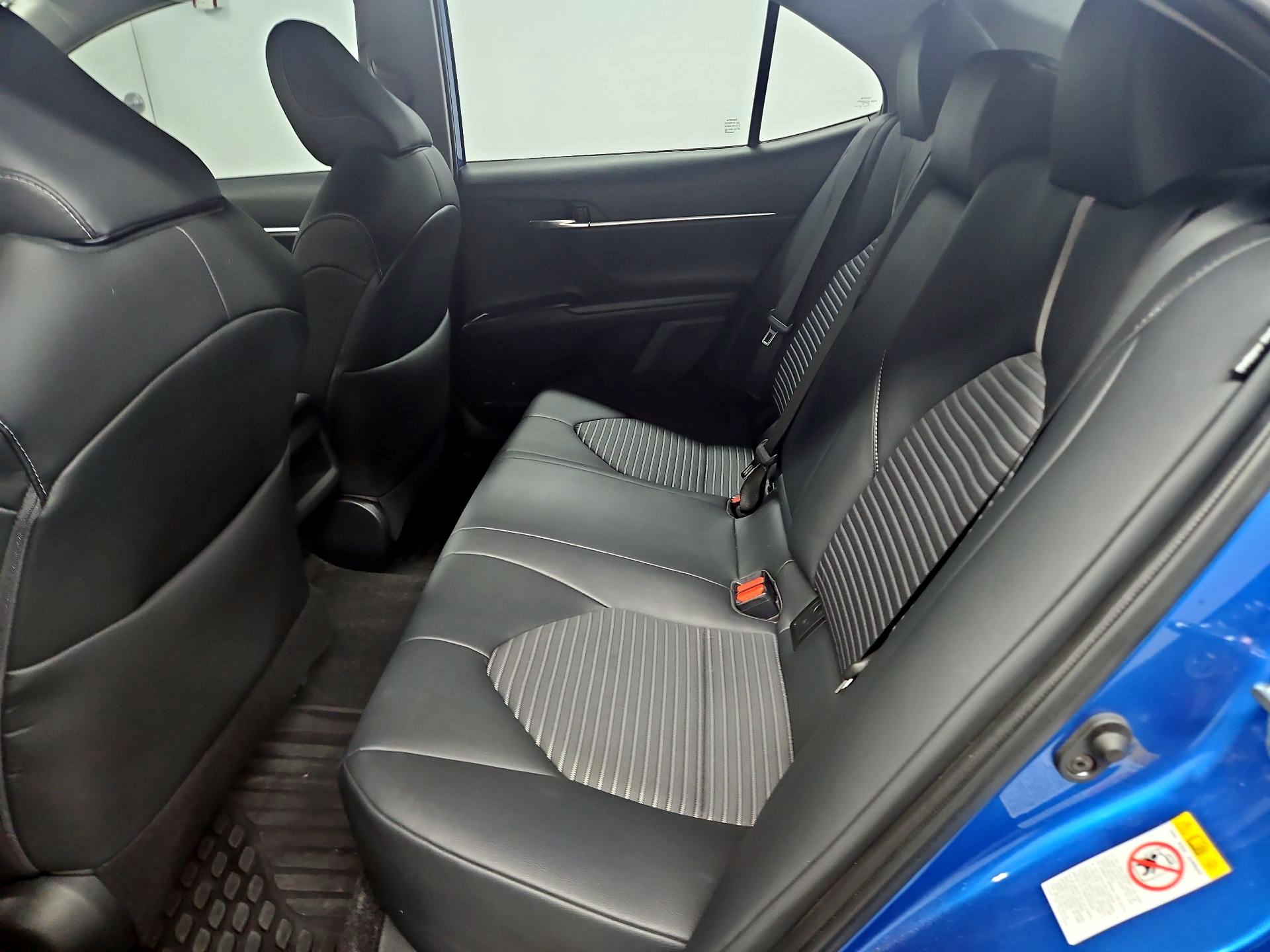 Thumbnail: 2019 Toyota Camry - 19