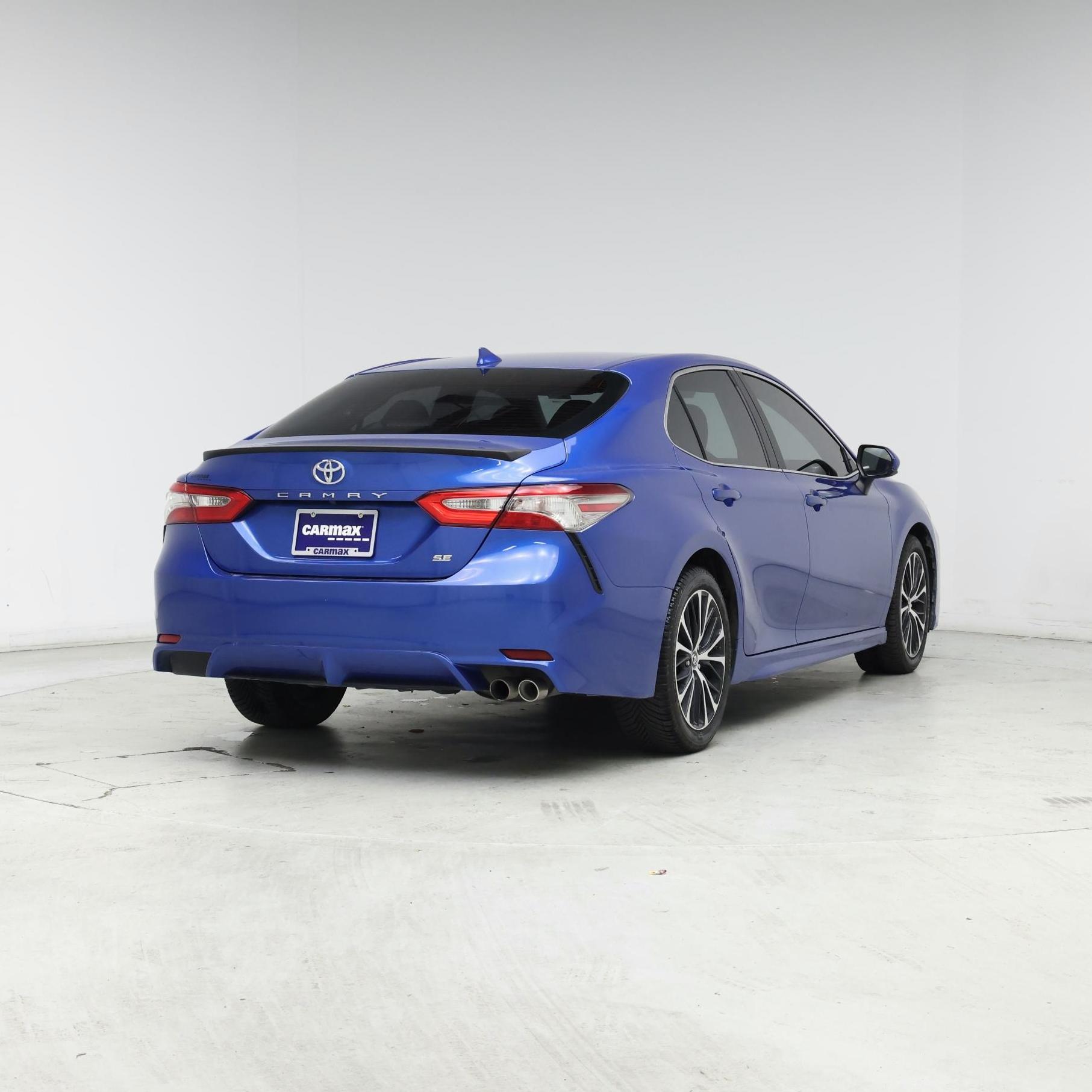 Thumbnail: 2019 Toyota Camry - 8