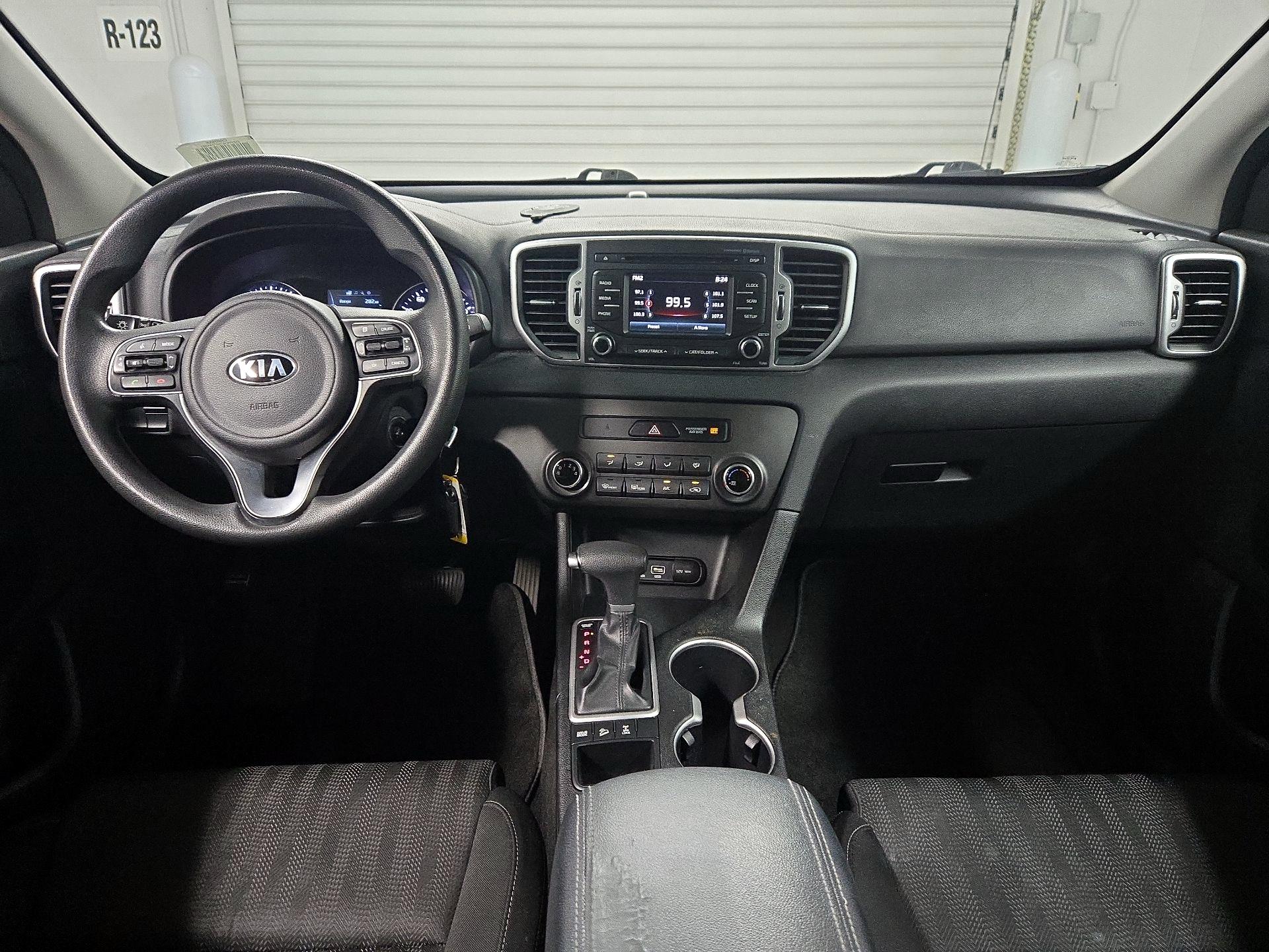 Thumbnail: 2017 Kia Sportage - 9