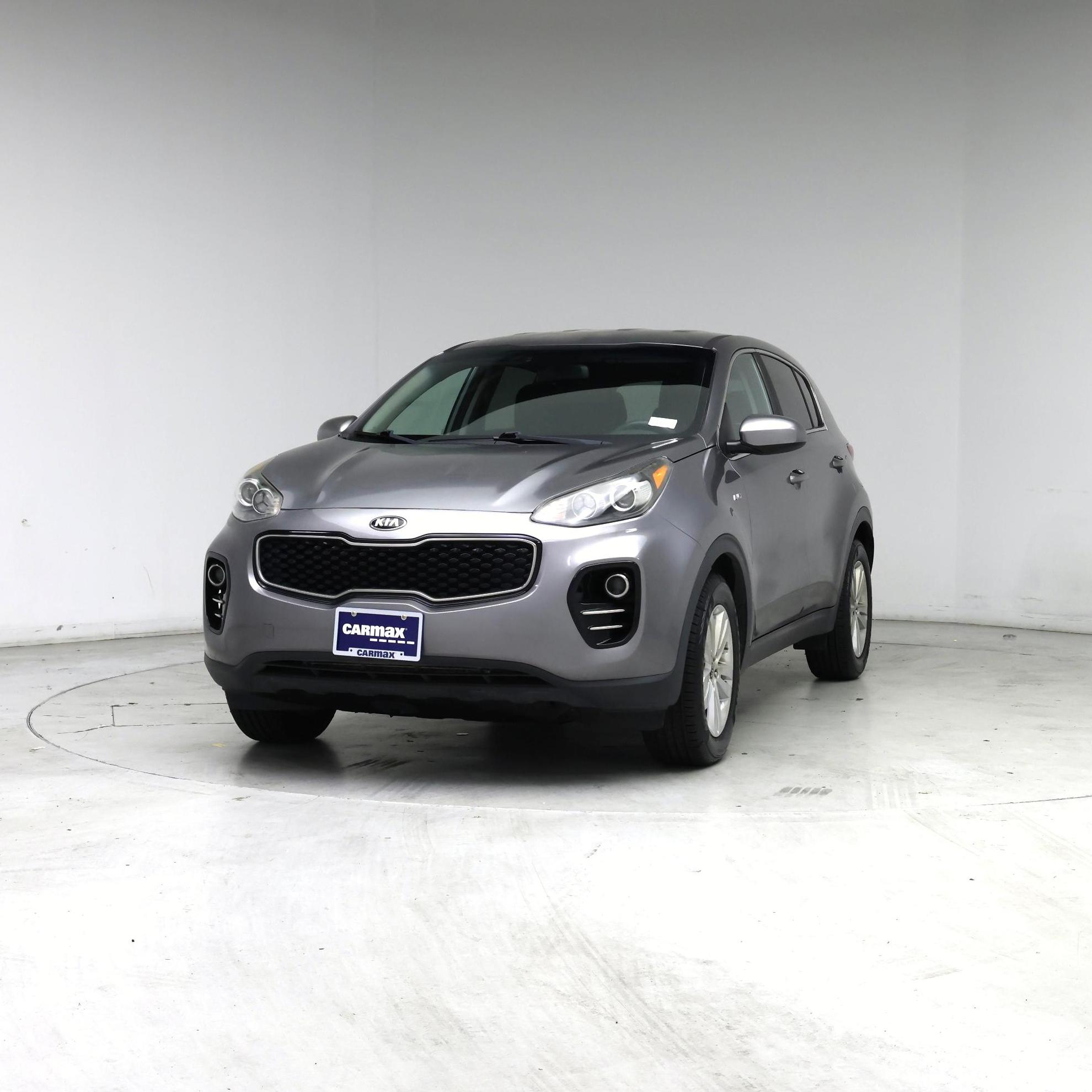 Thumbnail: 2017 Kia Sportage - 4