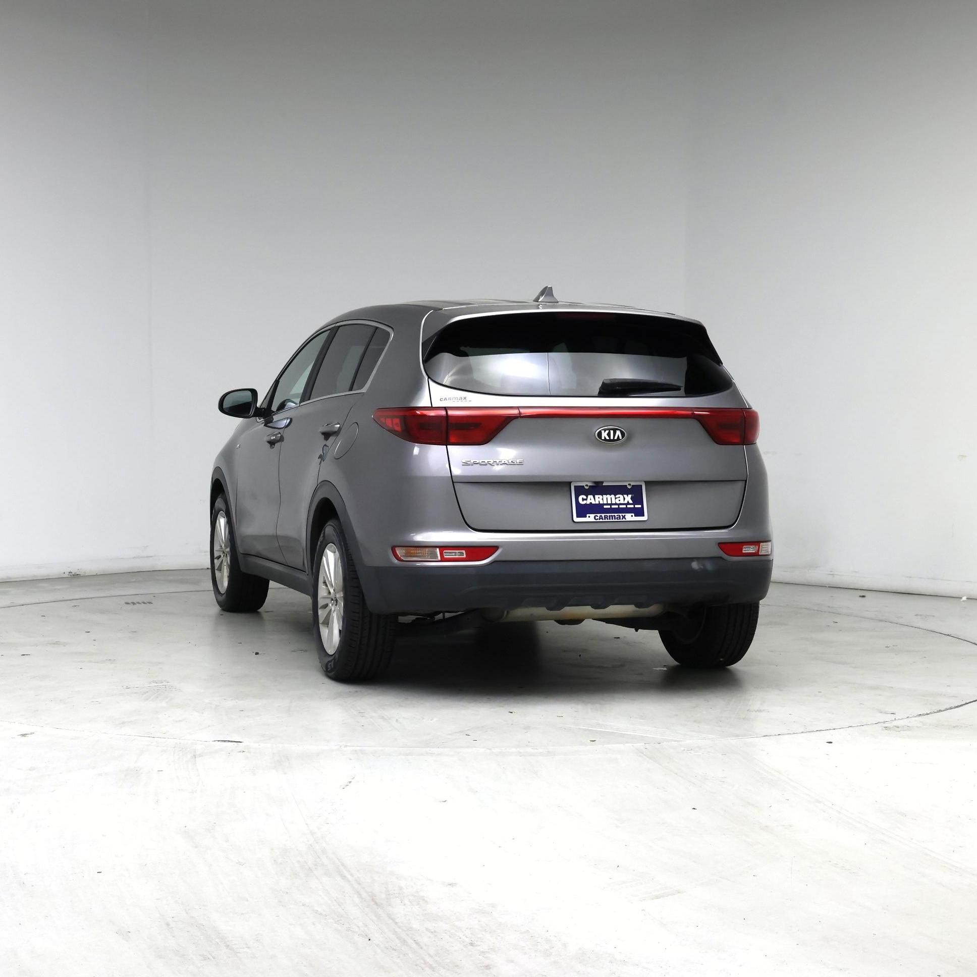 Thumbnail: 2017 Kia Sportage - 6