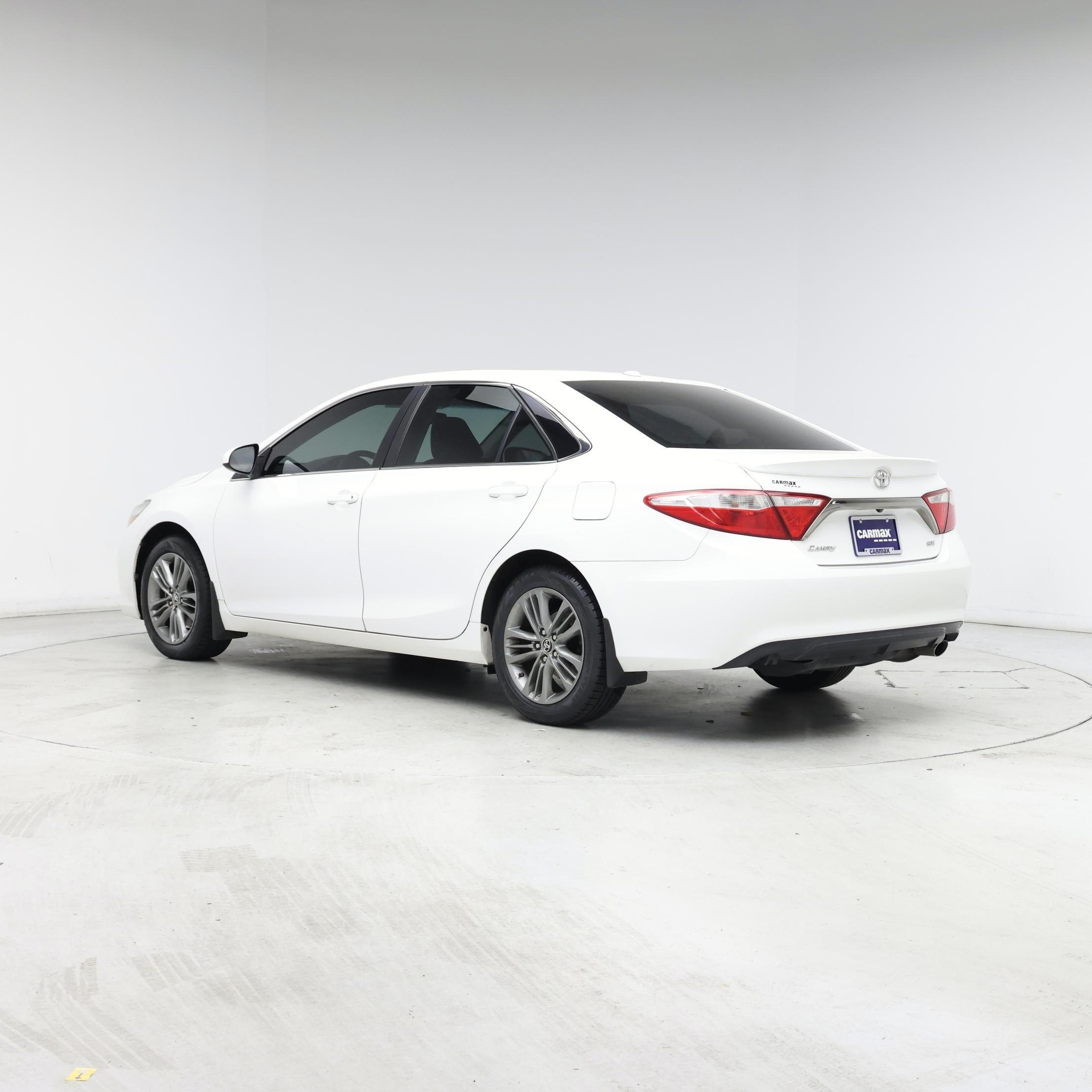 Thumbnail: 2016 Toyota Camry - 2