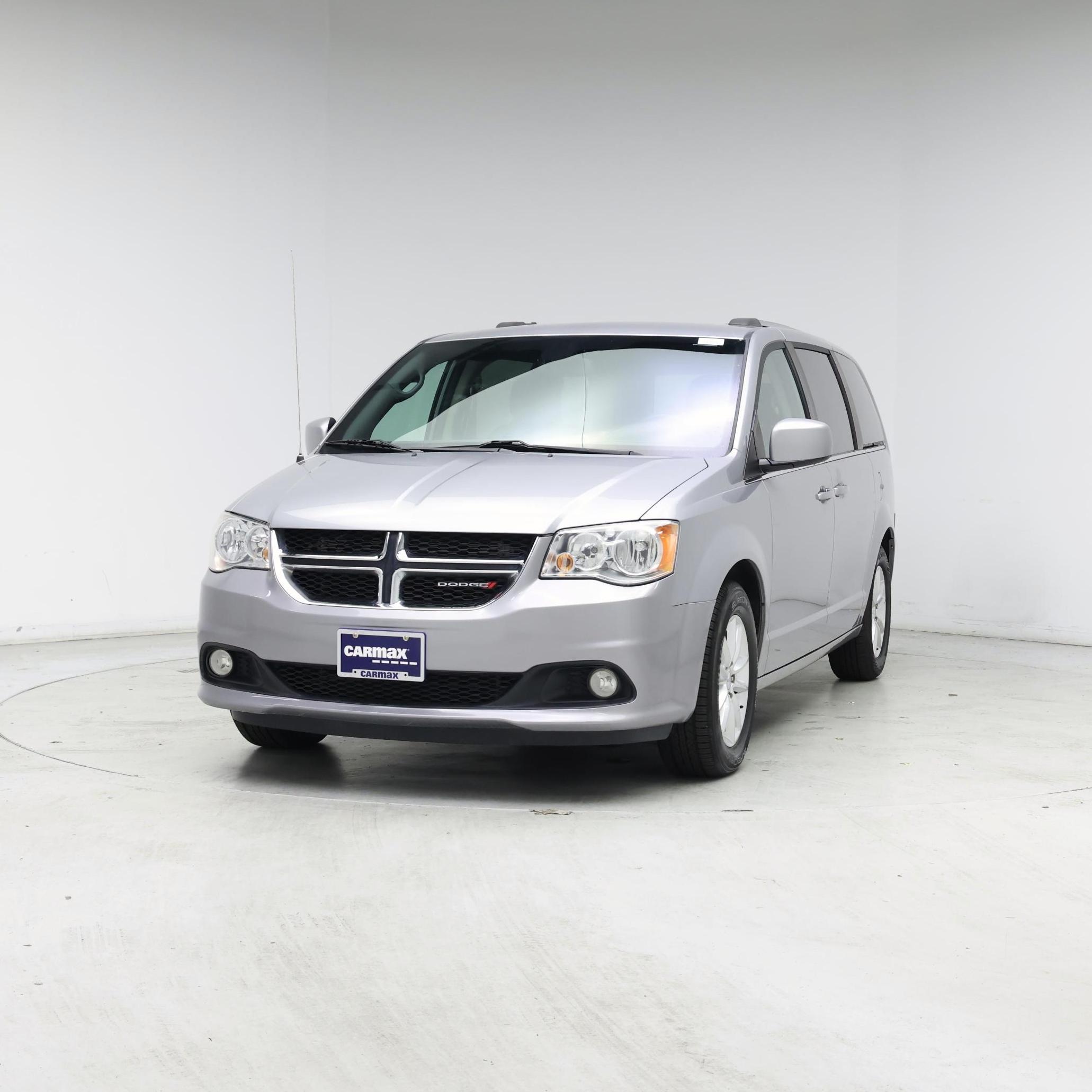 Thumbnail: 2018 Dodge Grand Caravan - 4