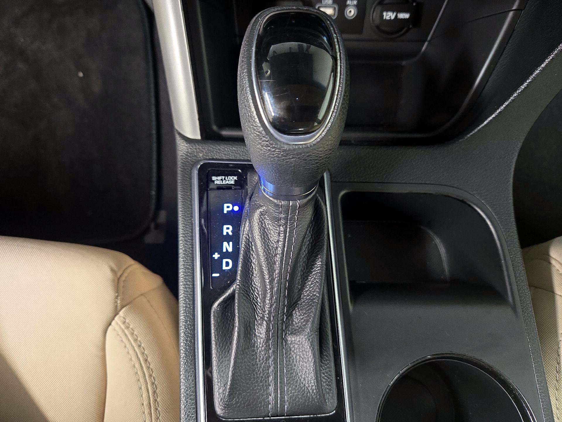 Thumbnail: 2015 Hyundai Sonata - 16