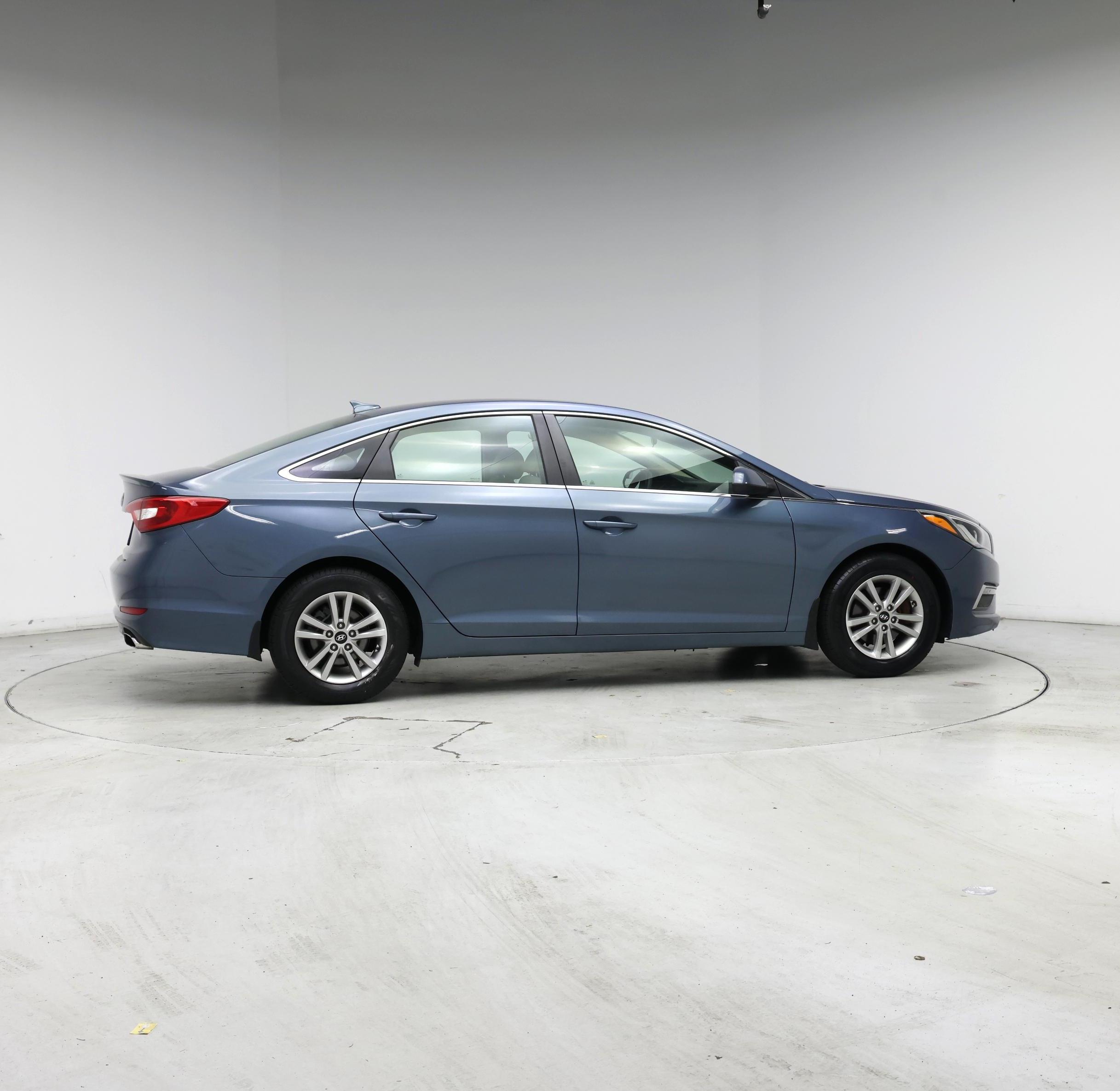 Thumbnail: 2015 Hyundai Sonata - 7