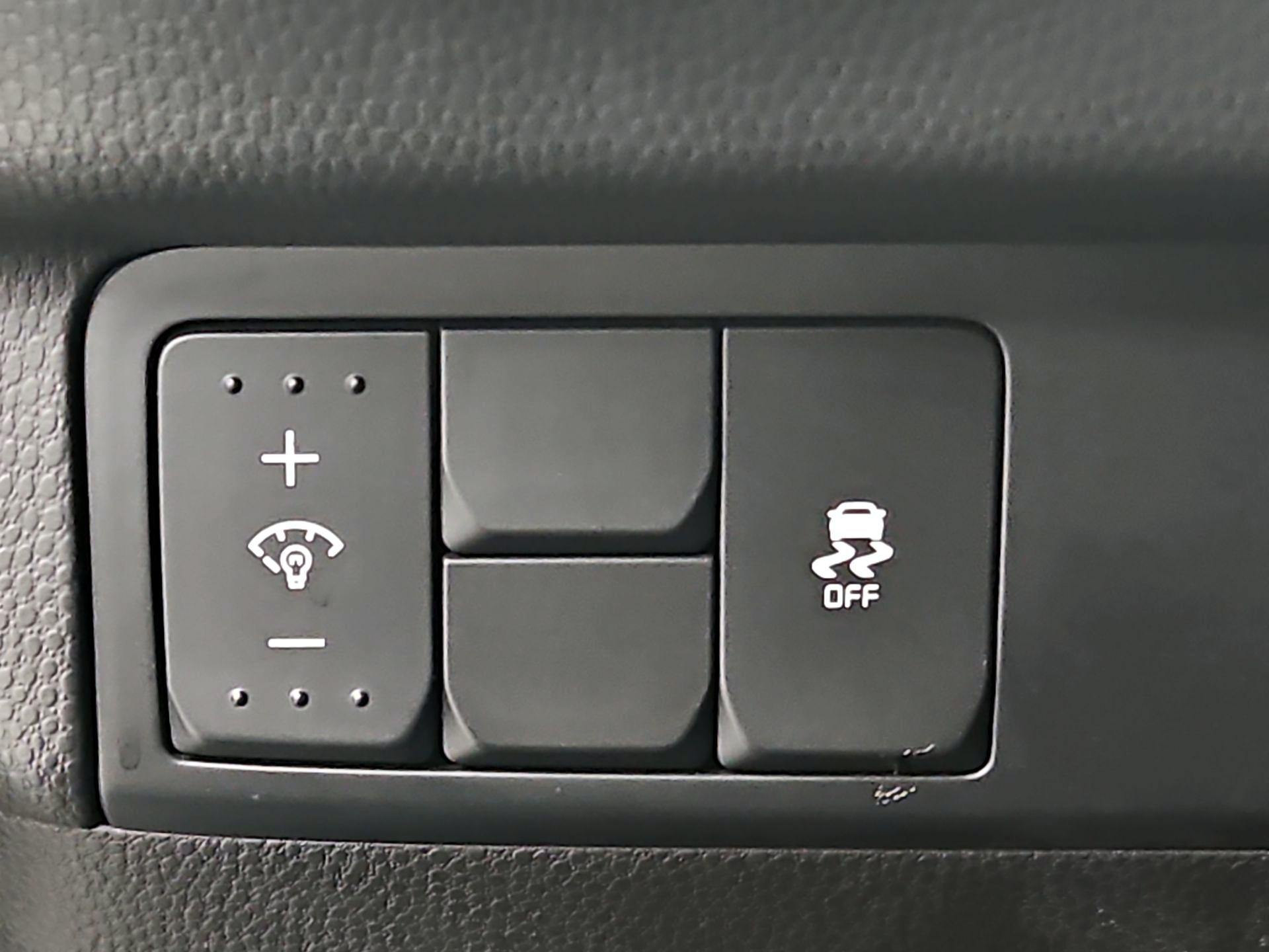 Thumbnail: 2016 Kia Soul - 13