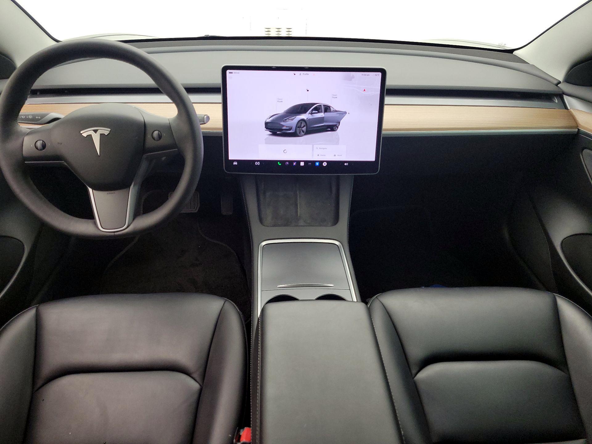 Thumbnail: 2023 Tesla Model 3 - 9