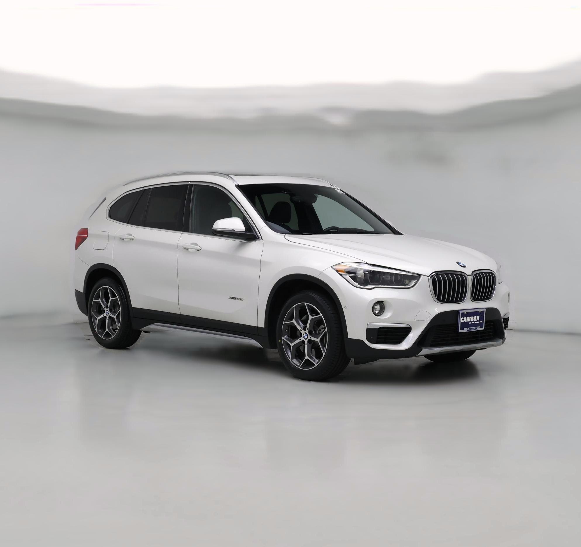 Thumbnail: 2016 BMW X1 - 1