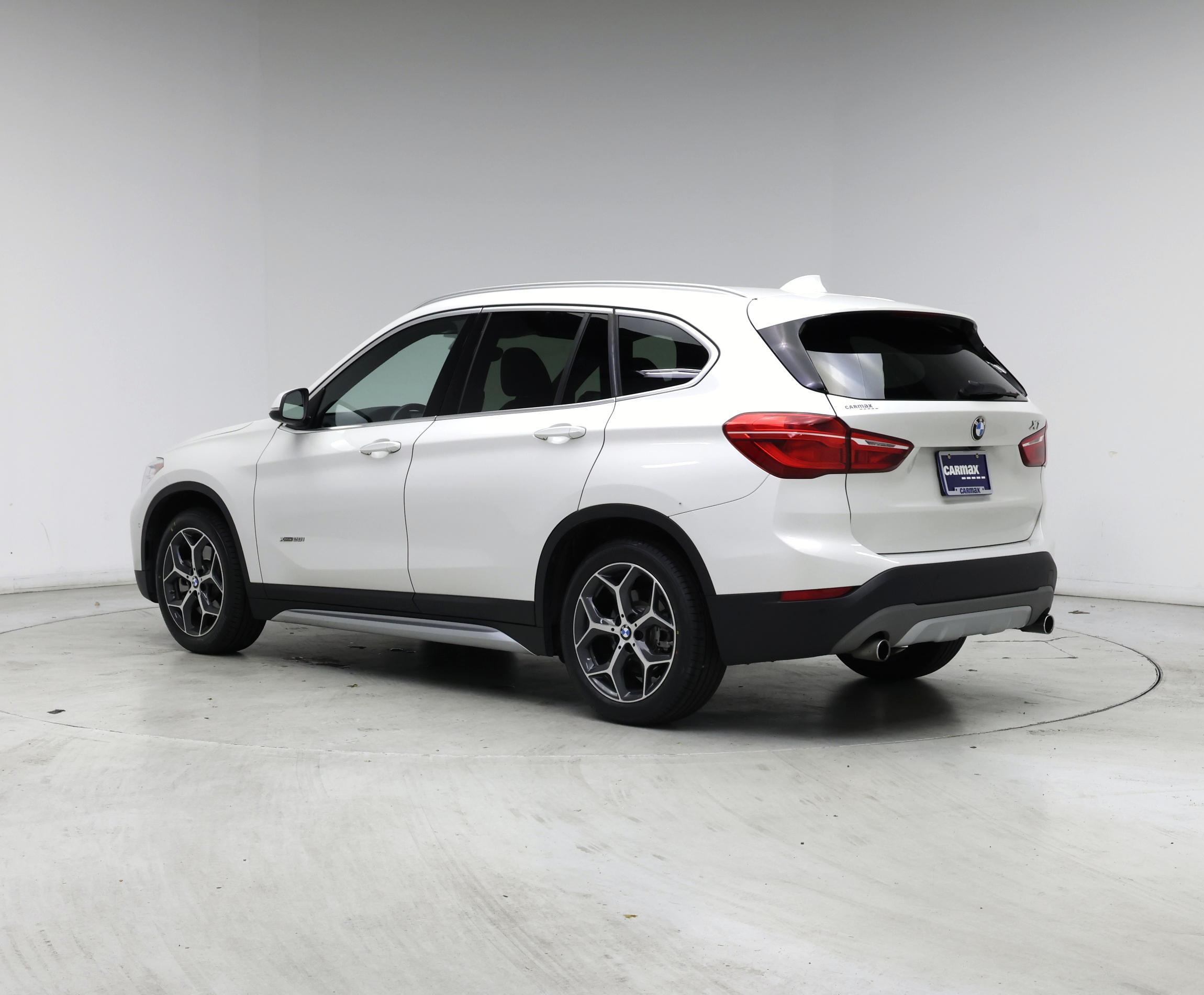 Thumbnail: 2016 BMW X1 - 2