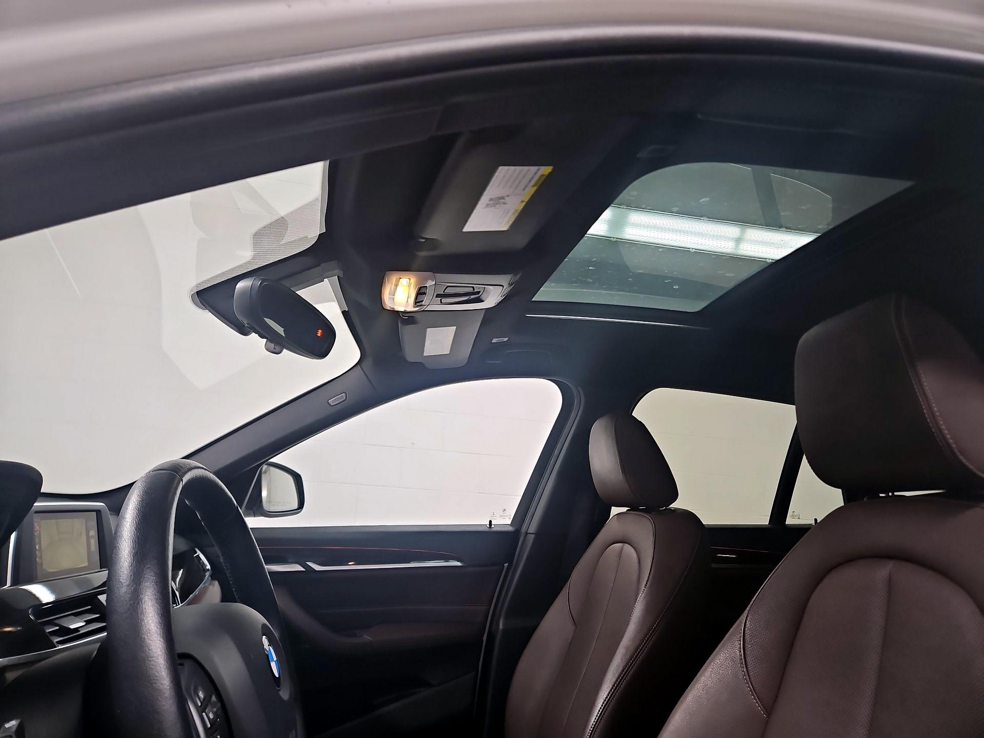 Thumbnail: 2016 BMW X1 - 19