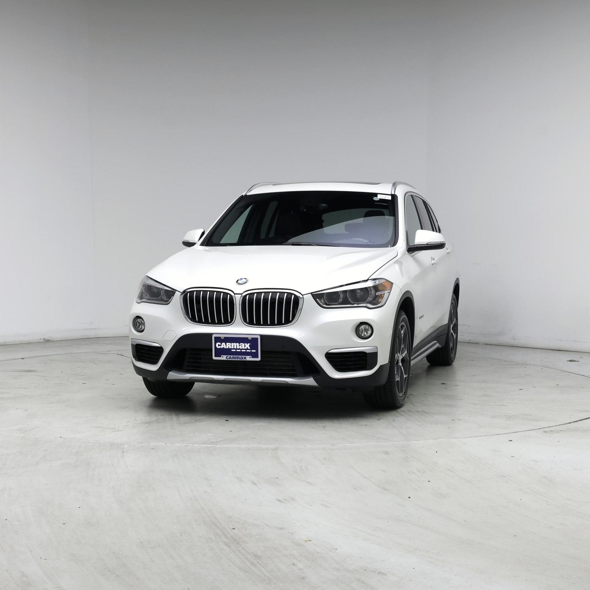 Thumbnail: 2016 BMW X1 - 4
