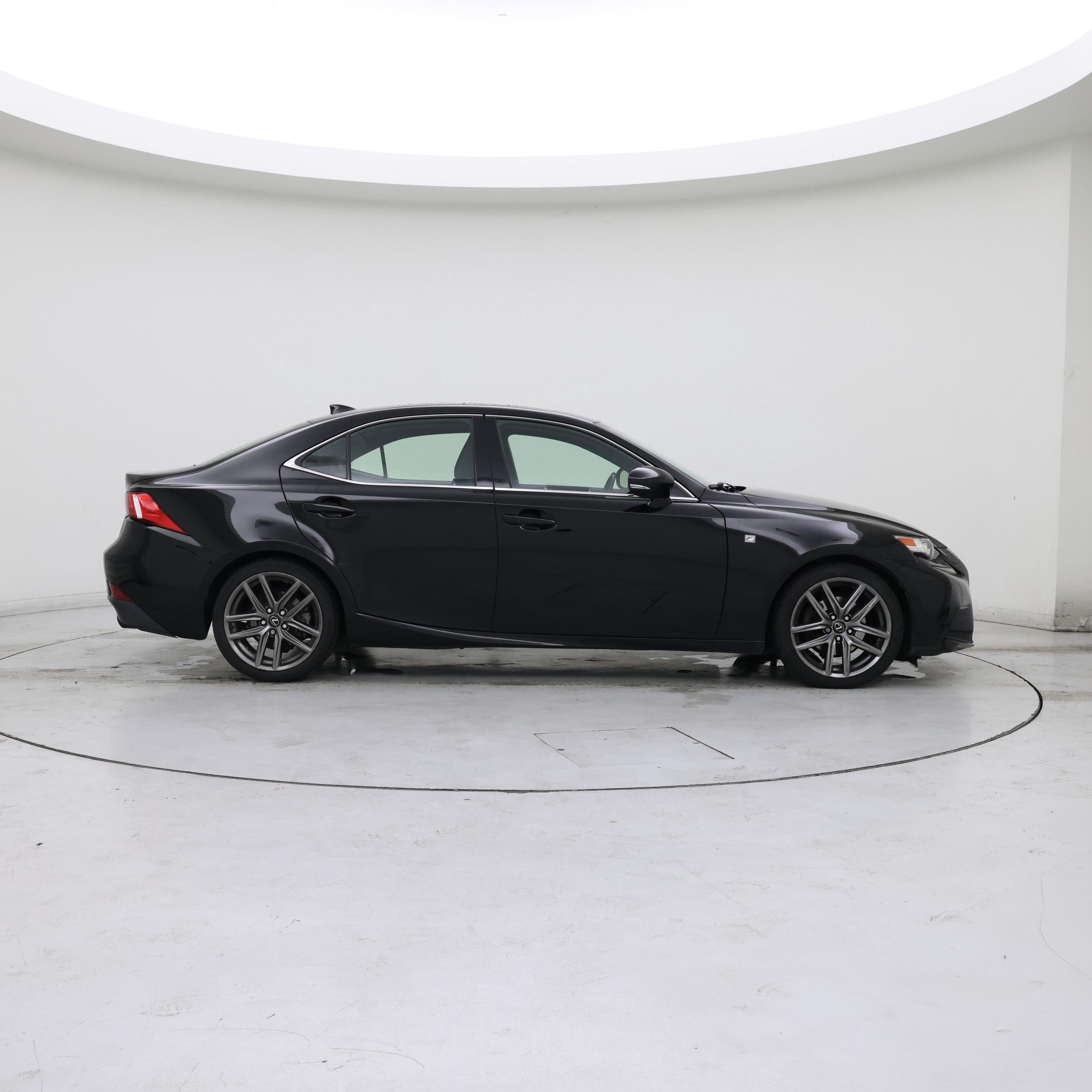 Thumbnail: 2015 Lexus IS - 7