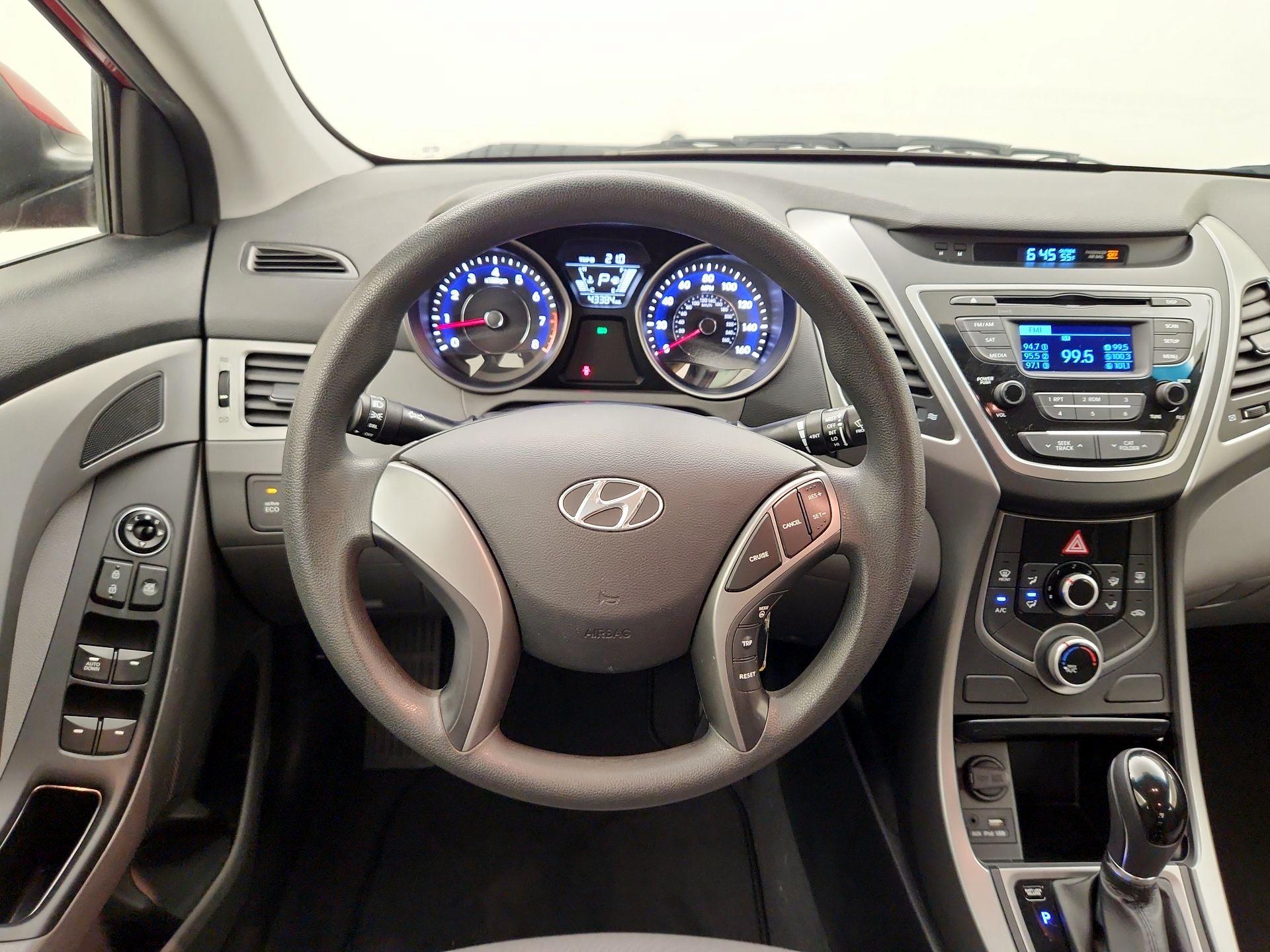 Thumbnail: 2014 Hyundai Elantra - 10