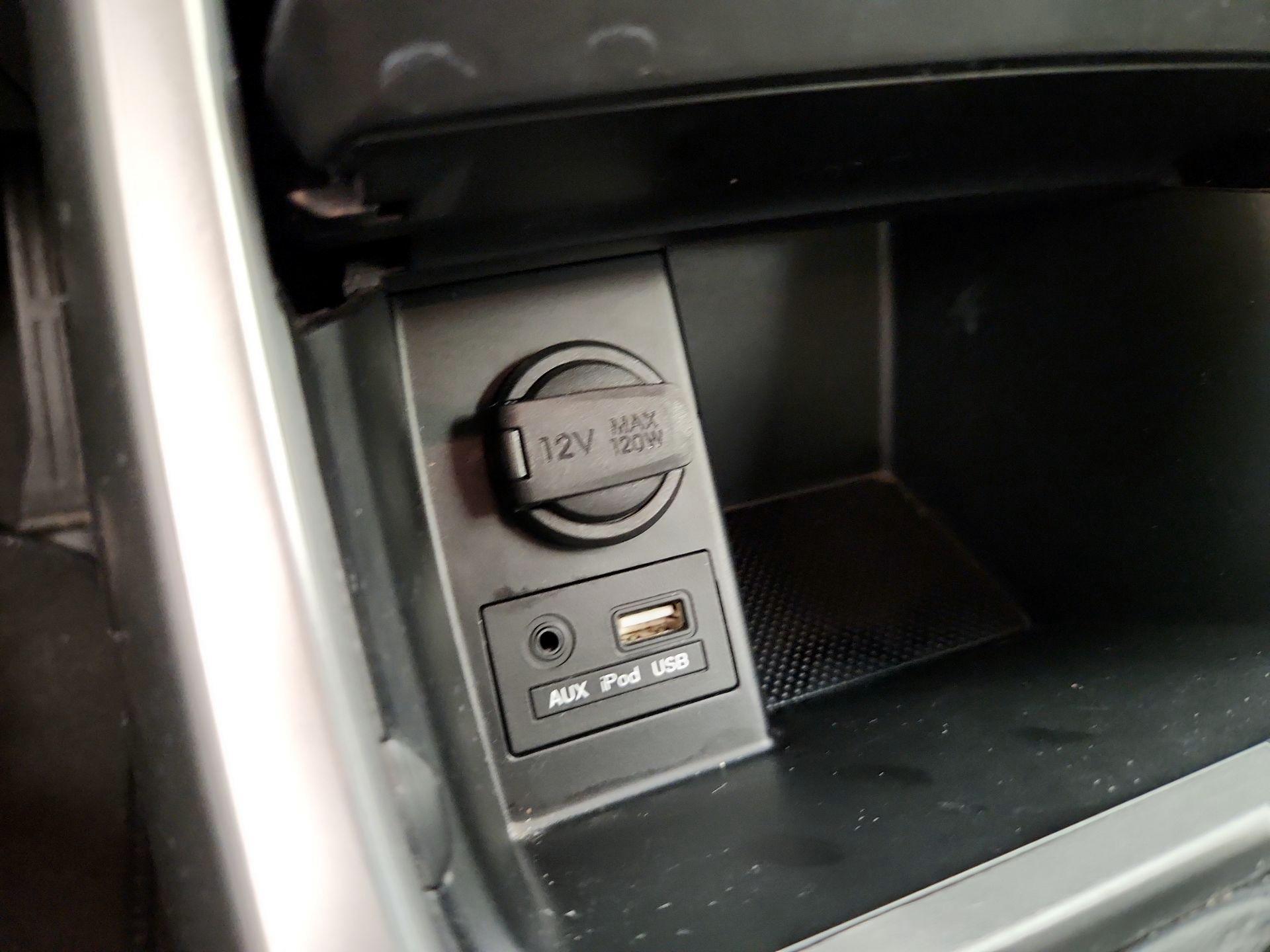 Thumbnail: 2014 Hyundai Elantra - 17