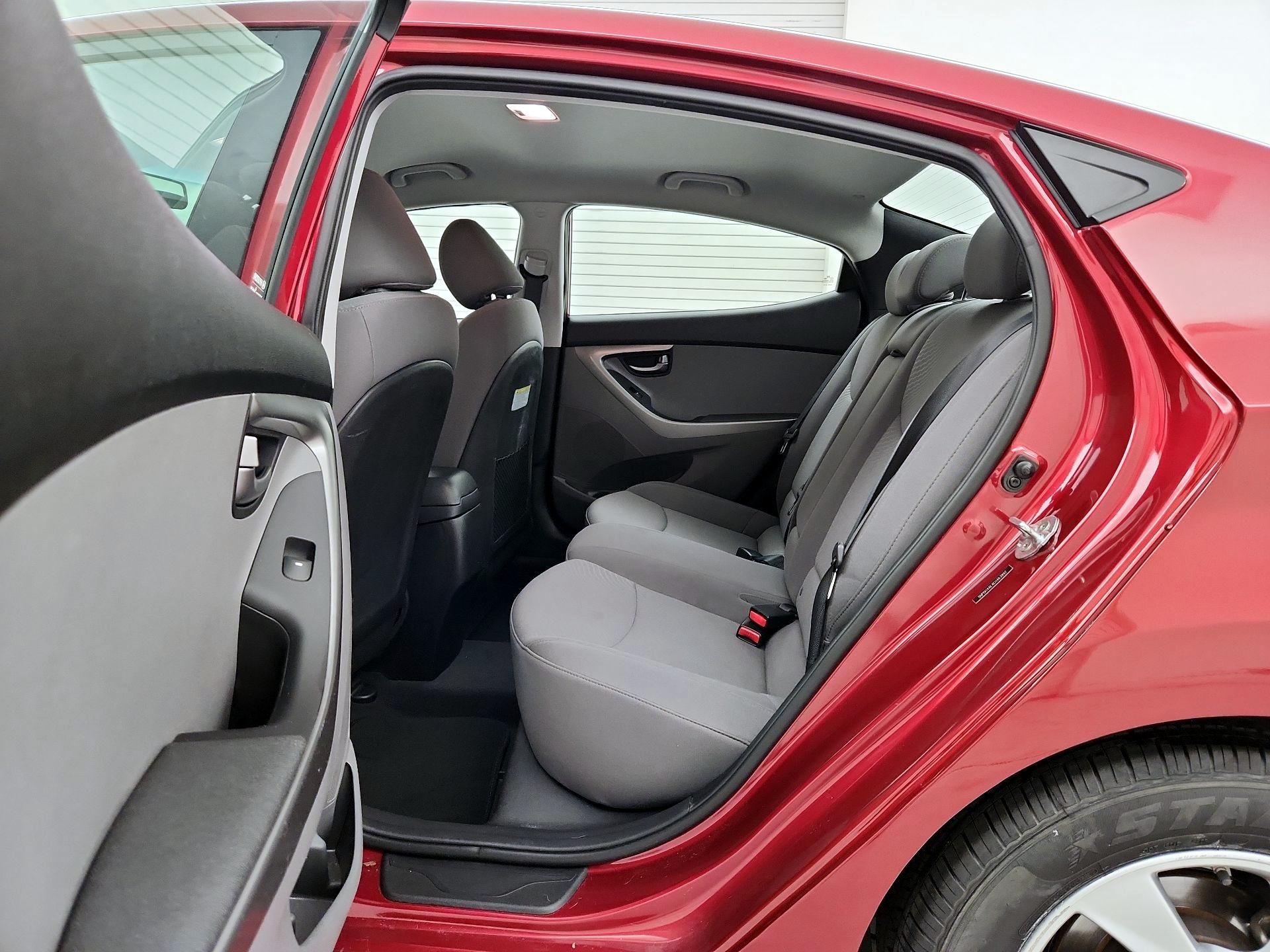Thumbnail: 2014 Hyundai Elantra - 18