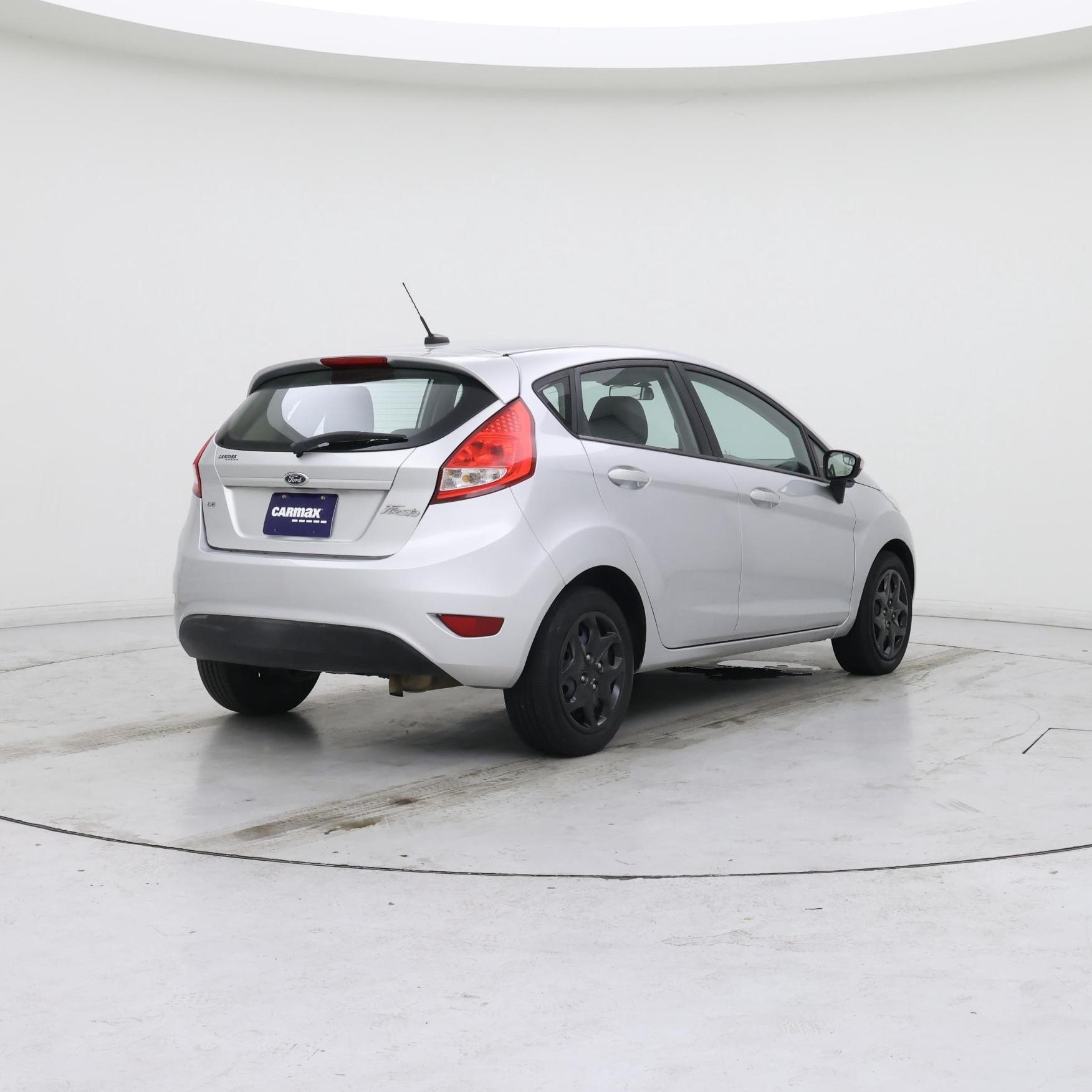Thumbnail: 2013 Ford Fiesta - 8