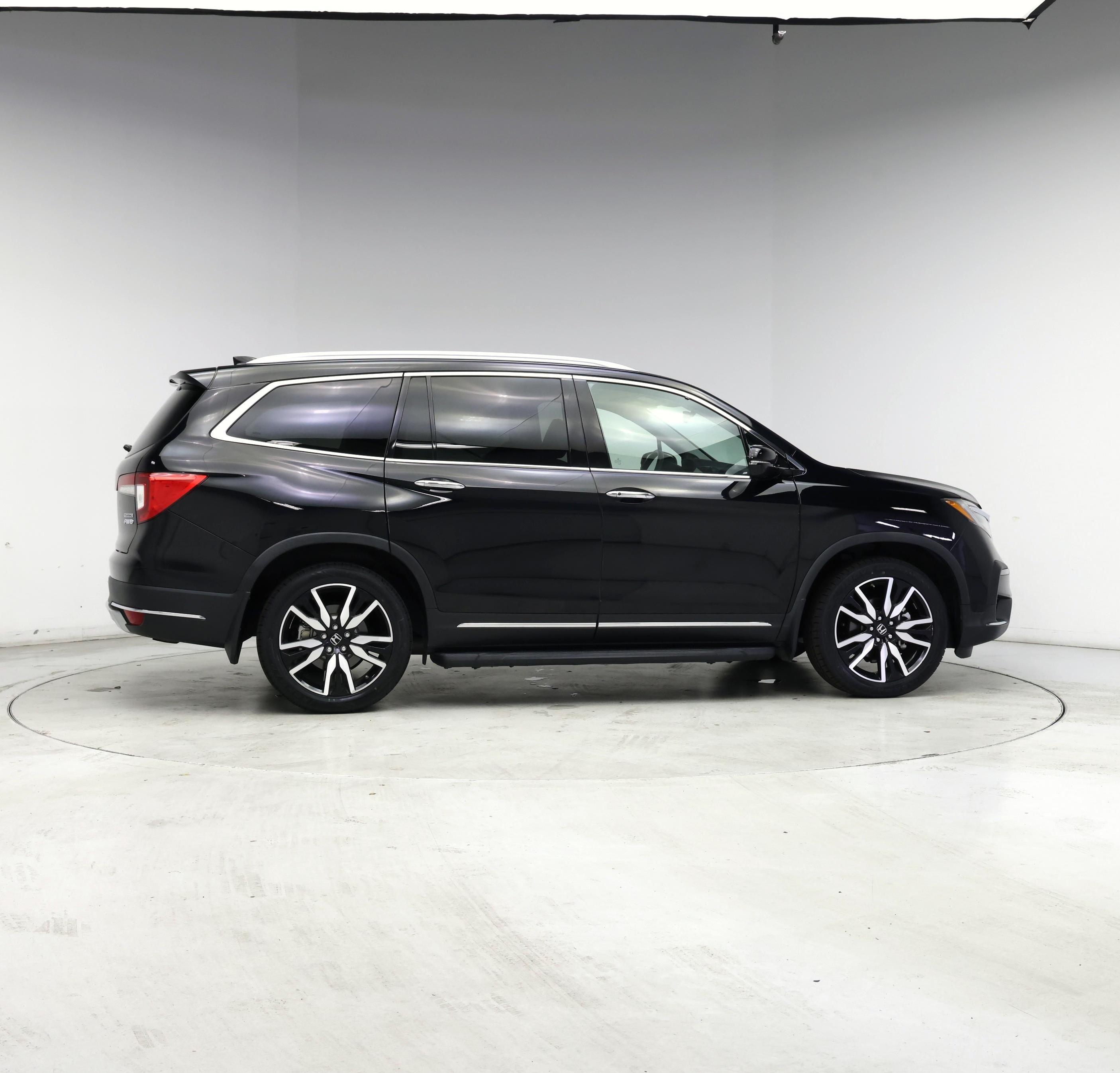 Thumbnail: 2019 Honda Pilot - 7