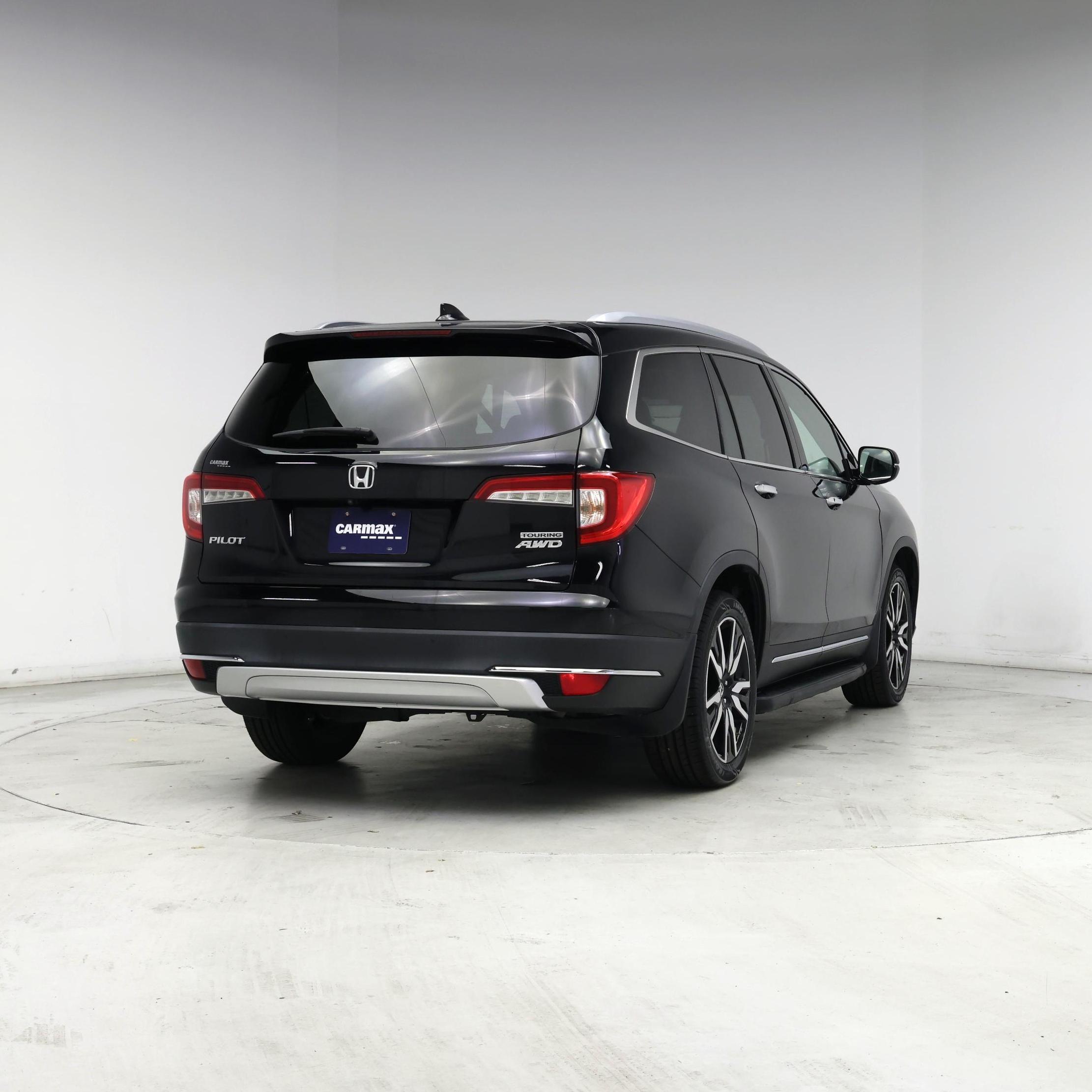 Thumbnail: 2019 Honda Pilot - 8