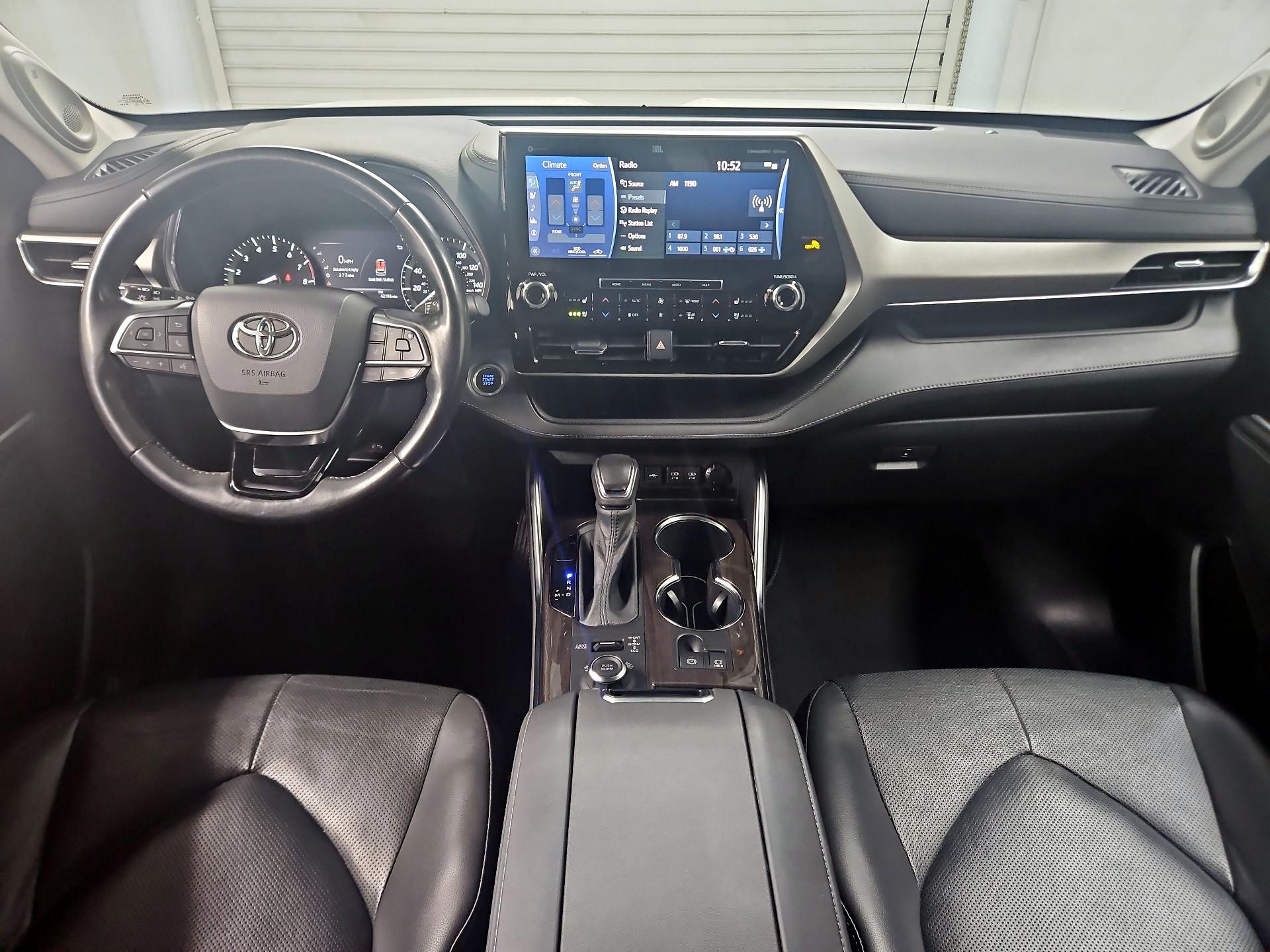 Thumbnail: 2021 Toyota Highlander - 9
