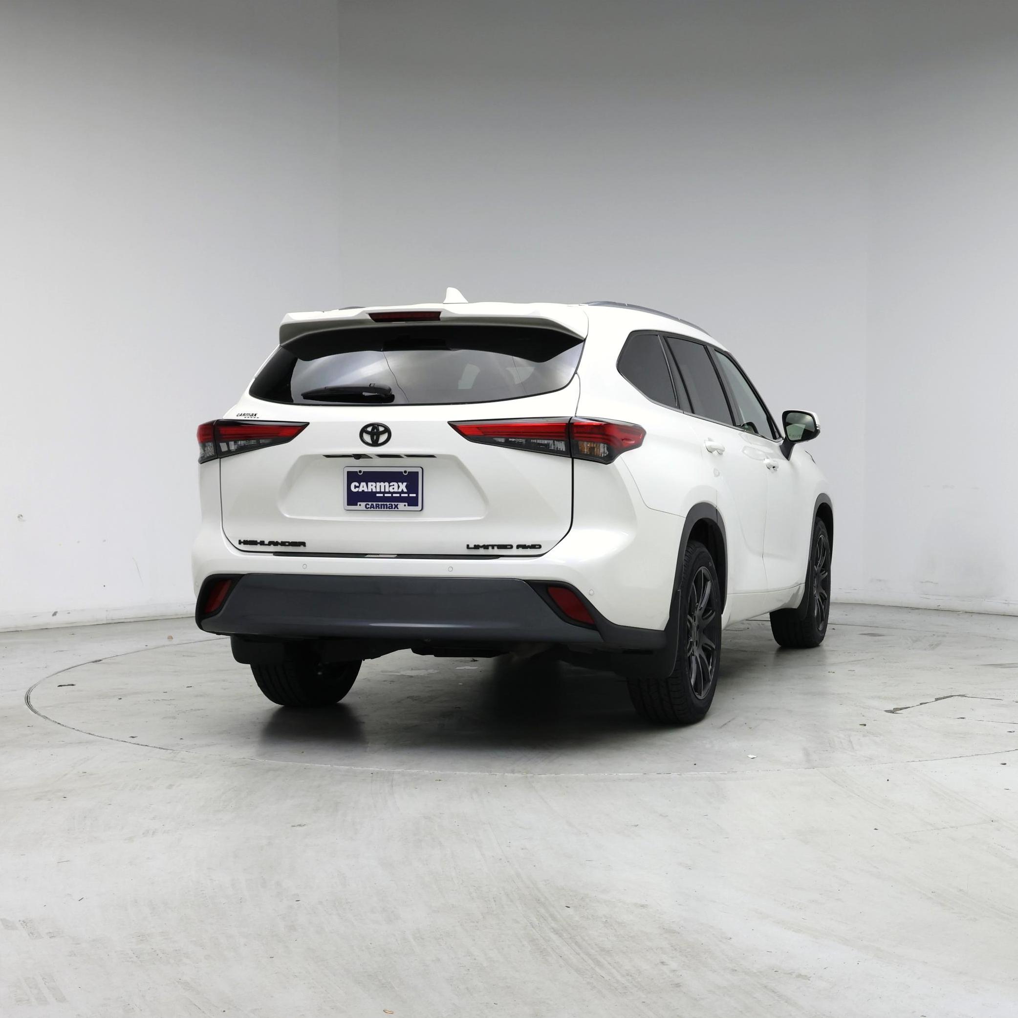 Thumbnail: 2021 Toyota Highlander - 8
