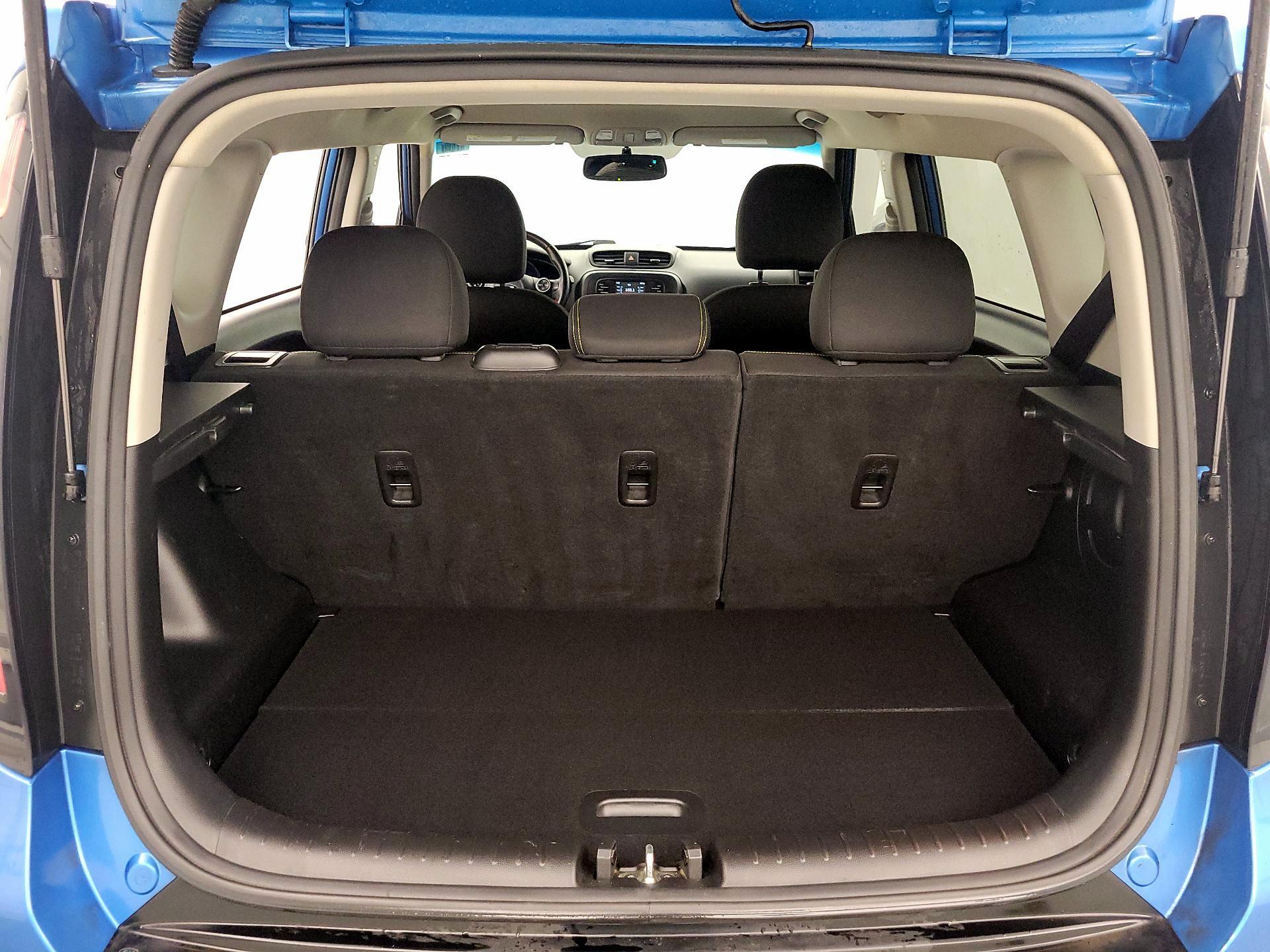 Thumbnail: 2016 Kia Soul - 20
