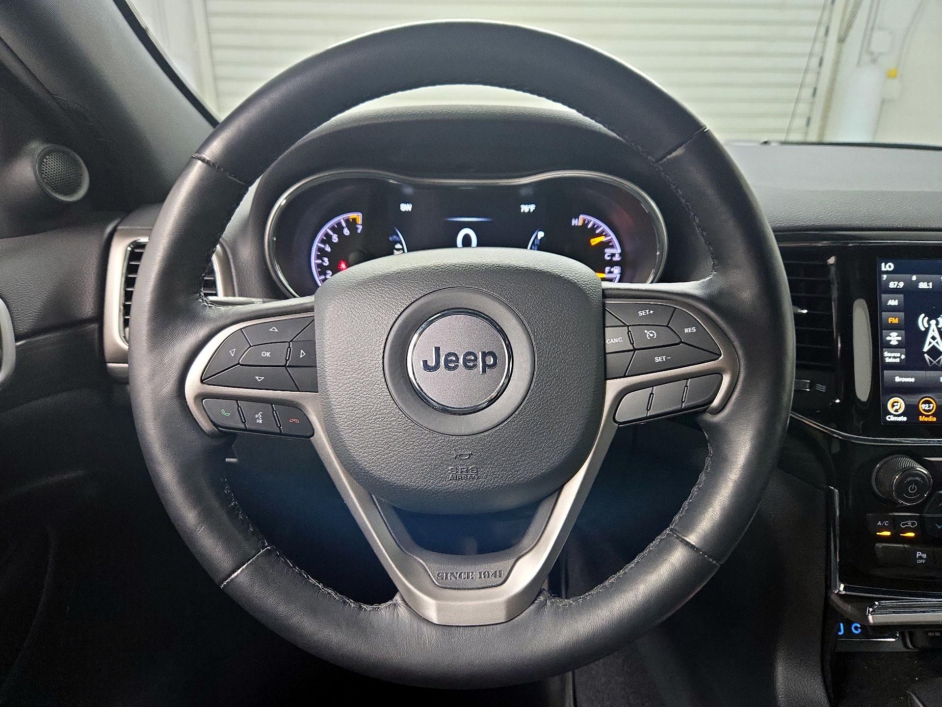 Thumbnail: 2021 Jeep Grand Cherokee - 10