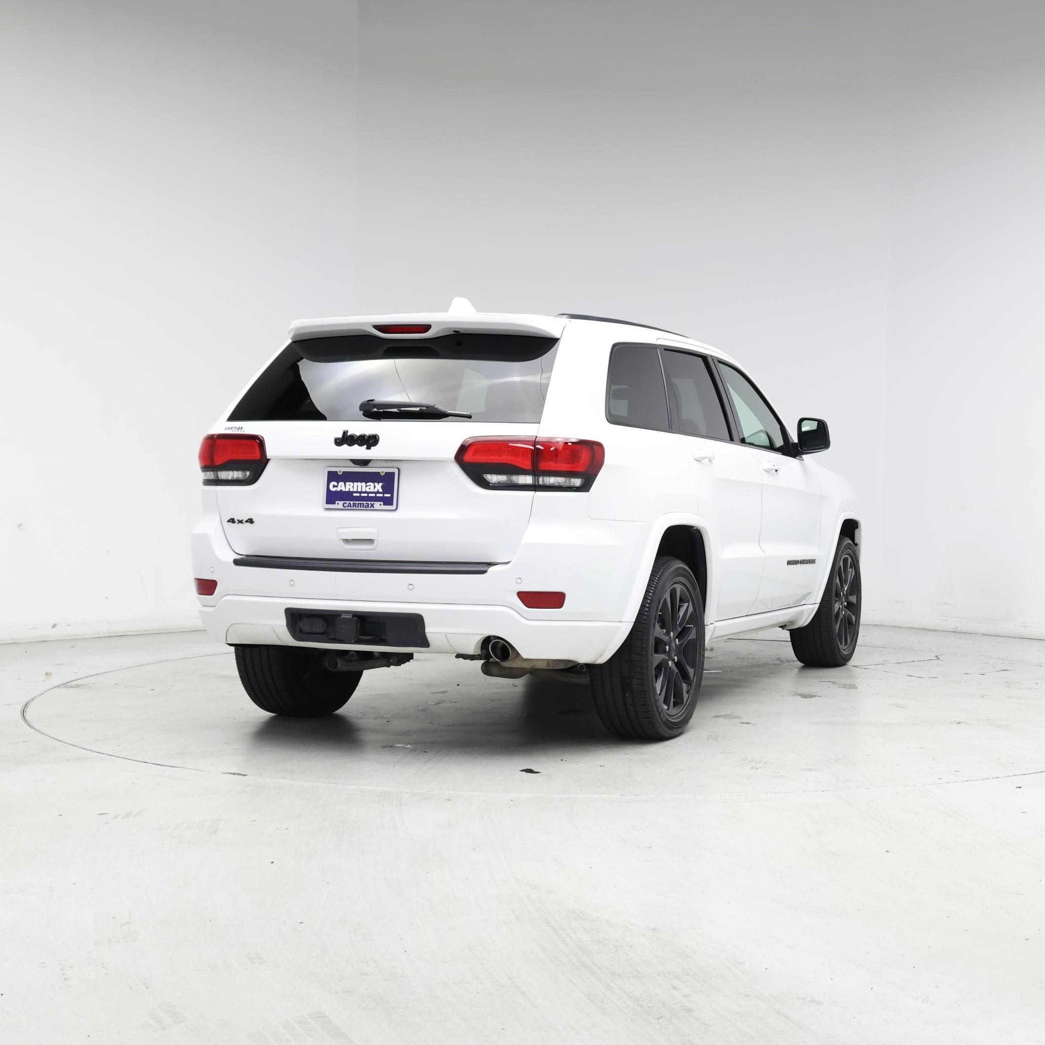 Thumbnail: 2021 Jeep Grand Cherokee - 8